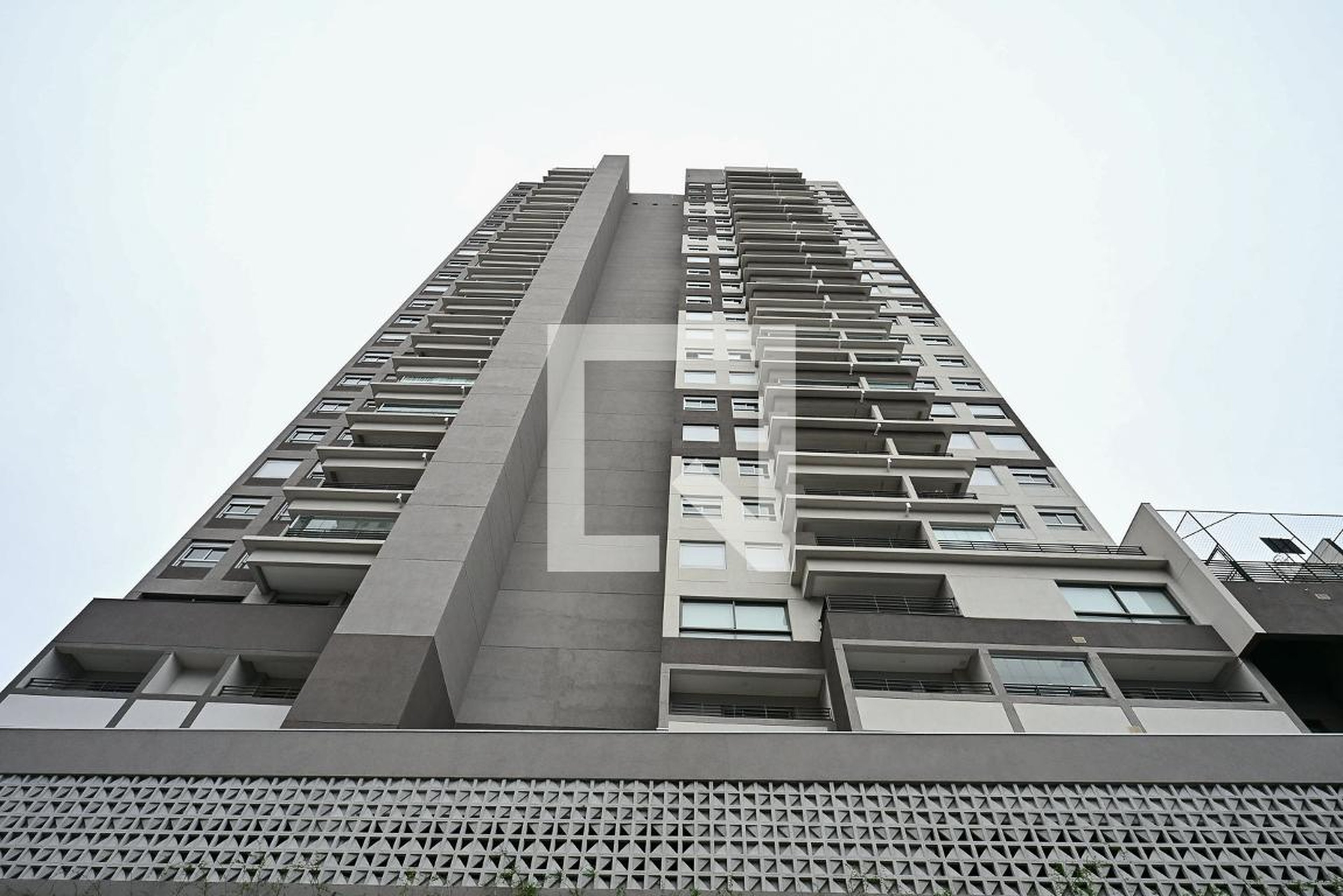 Fachada Condomínio Yellow SP Morumbi