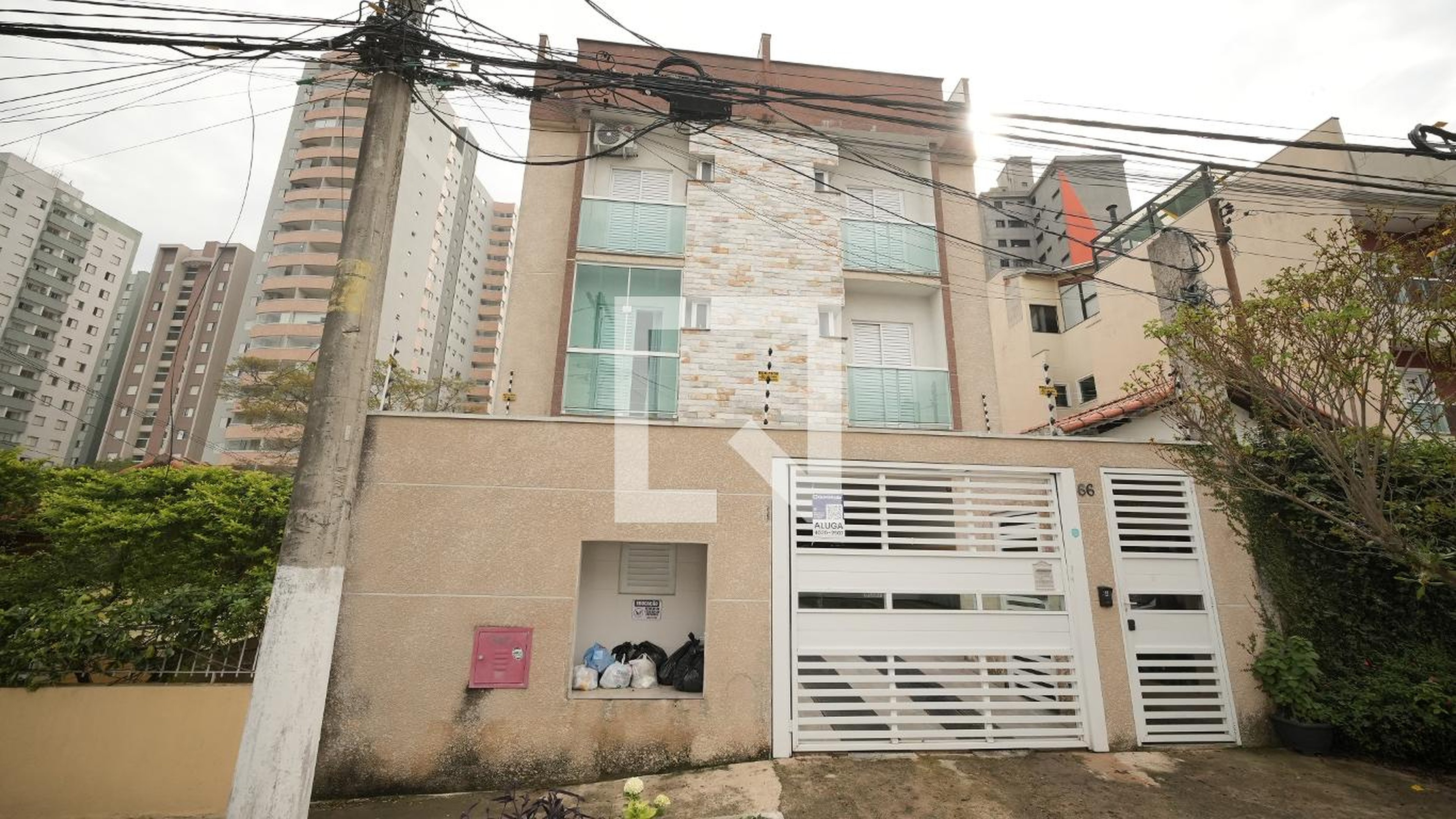 Fachada do Prédio Condomínio em Rua Albert Einstein, 66