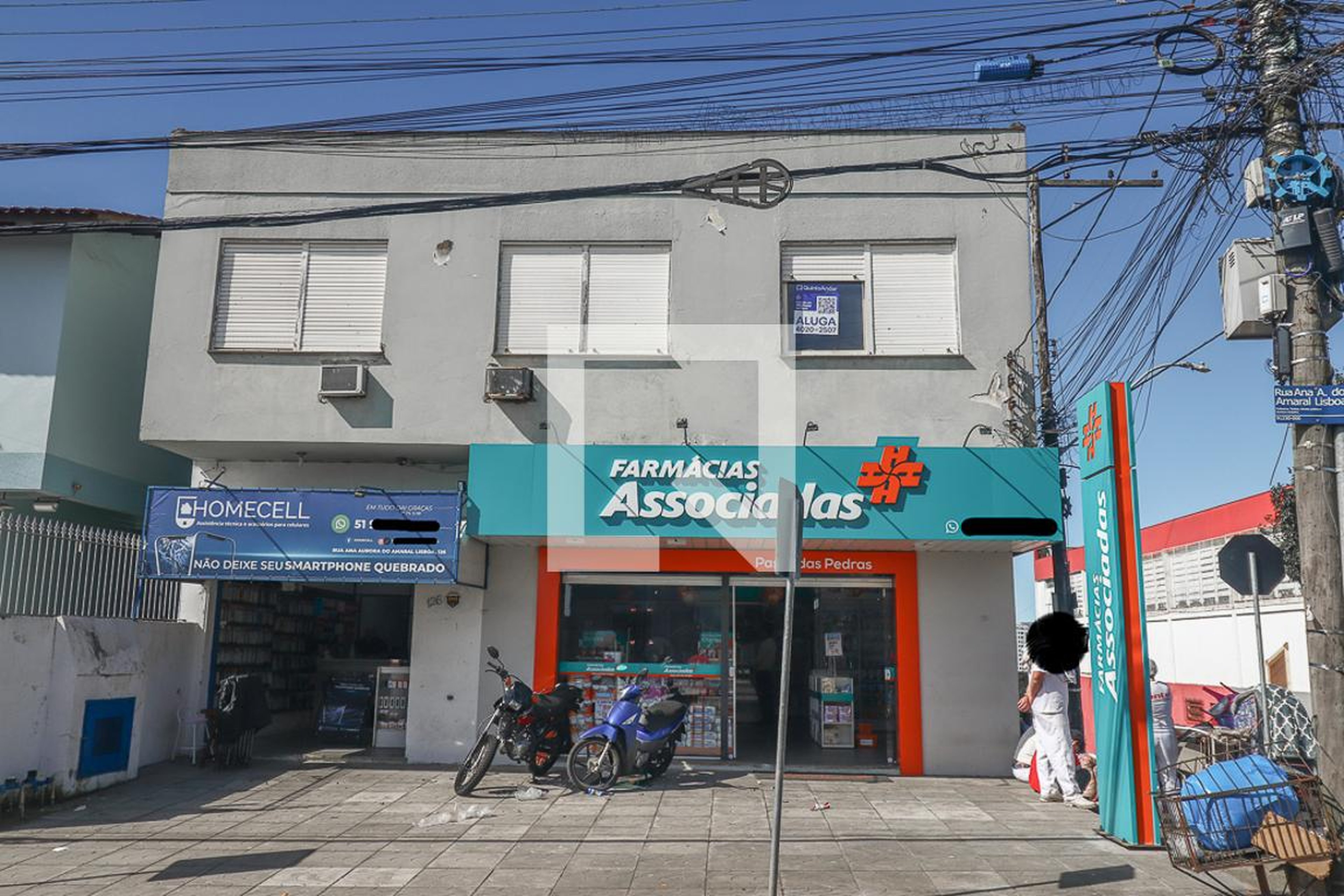 Fachada Condomínio em Rua Gáspar Francisco, 28