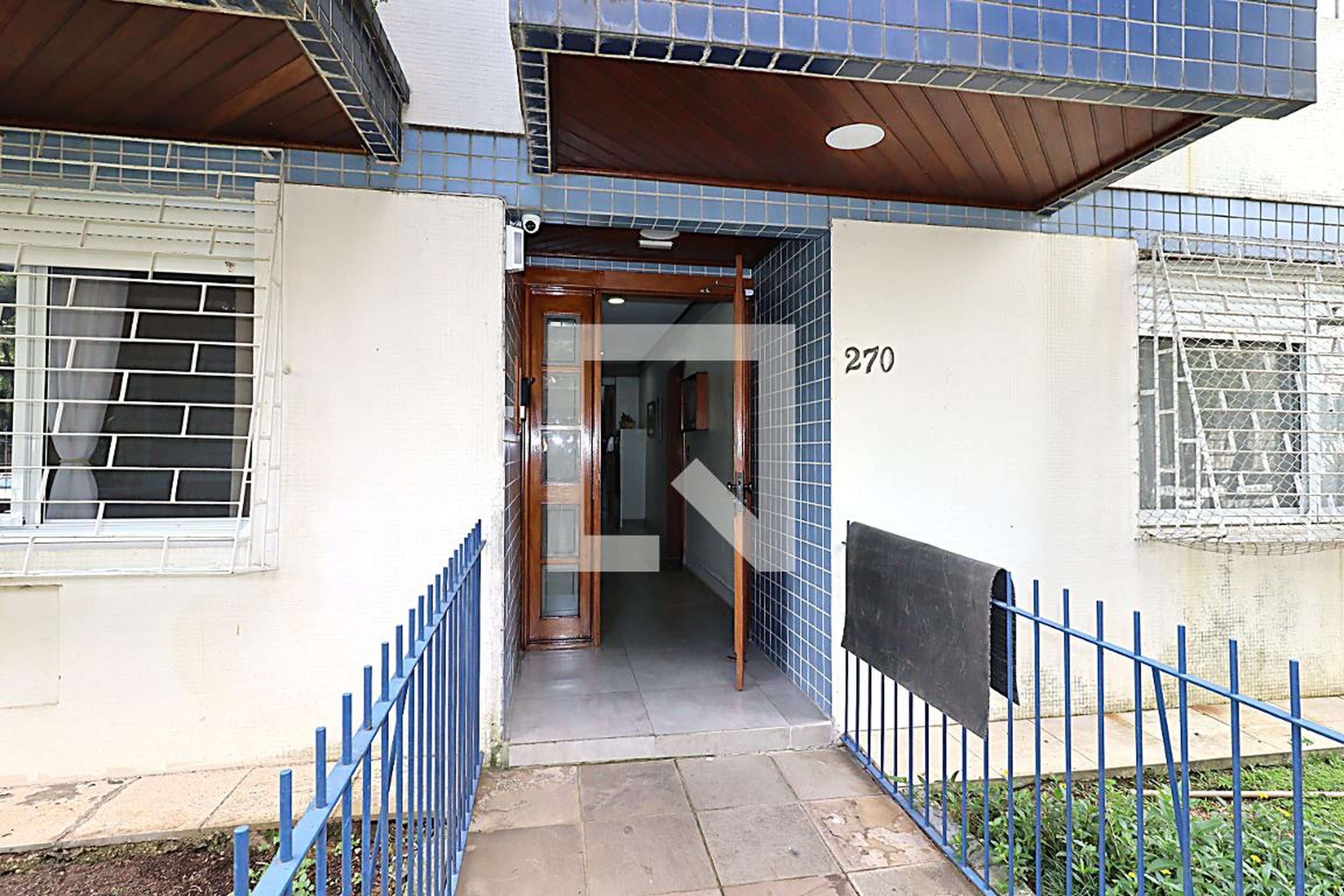 Entrada do prédio - null