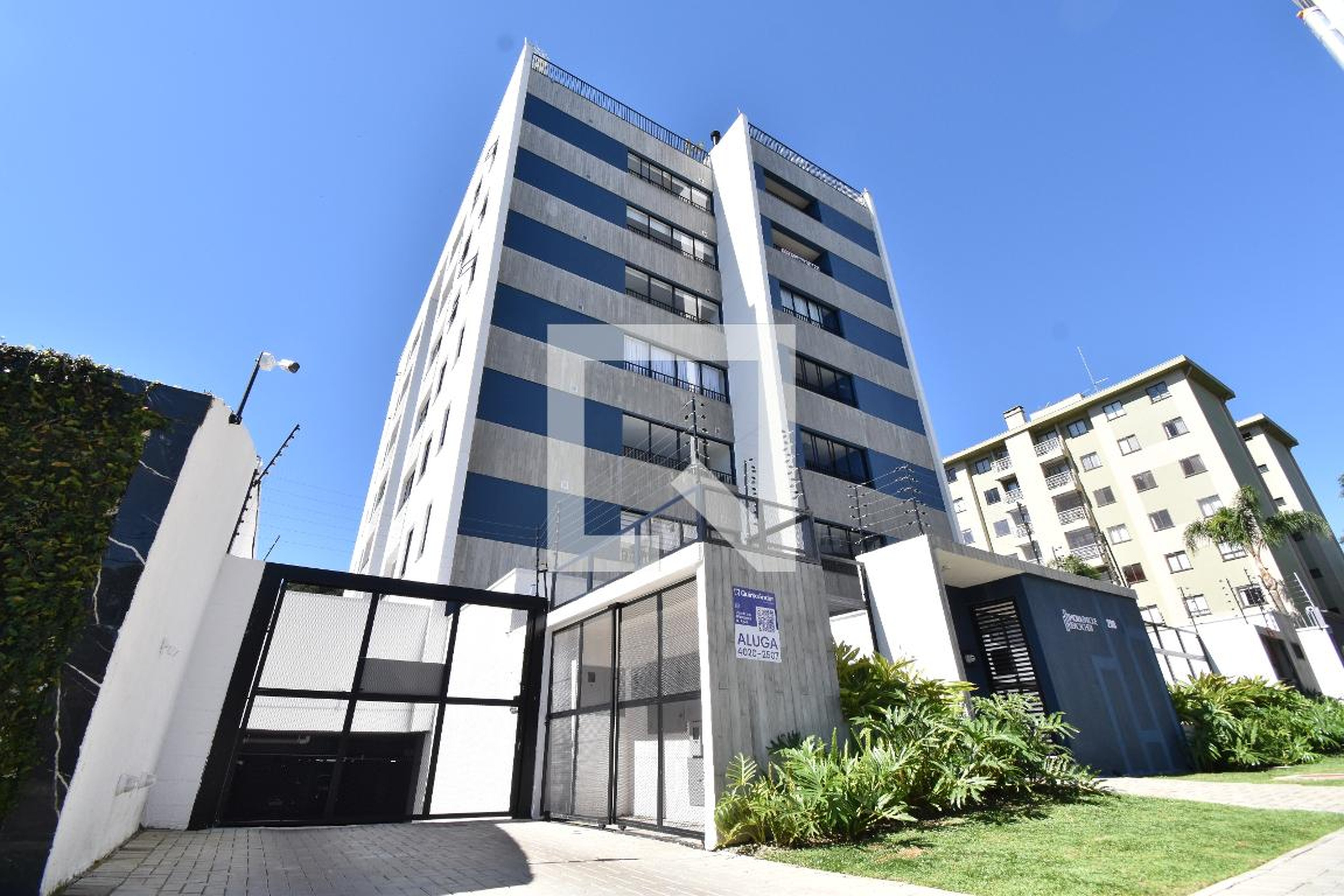 Fachada Condomínio Mora Parque Bacacheri