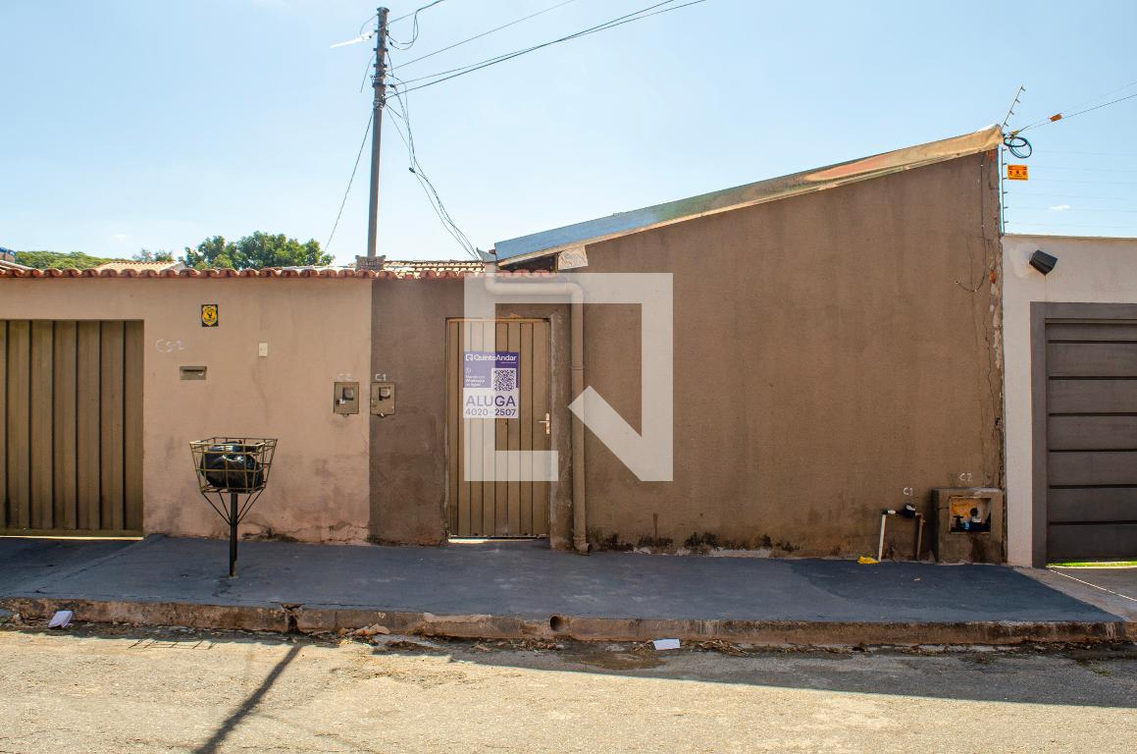 Fachada Condomínio em Rua DF 9, 0