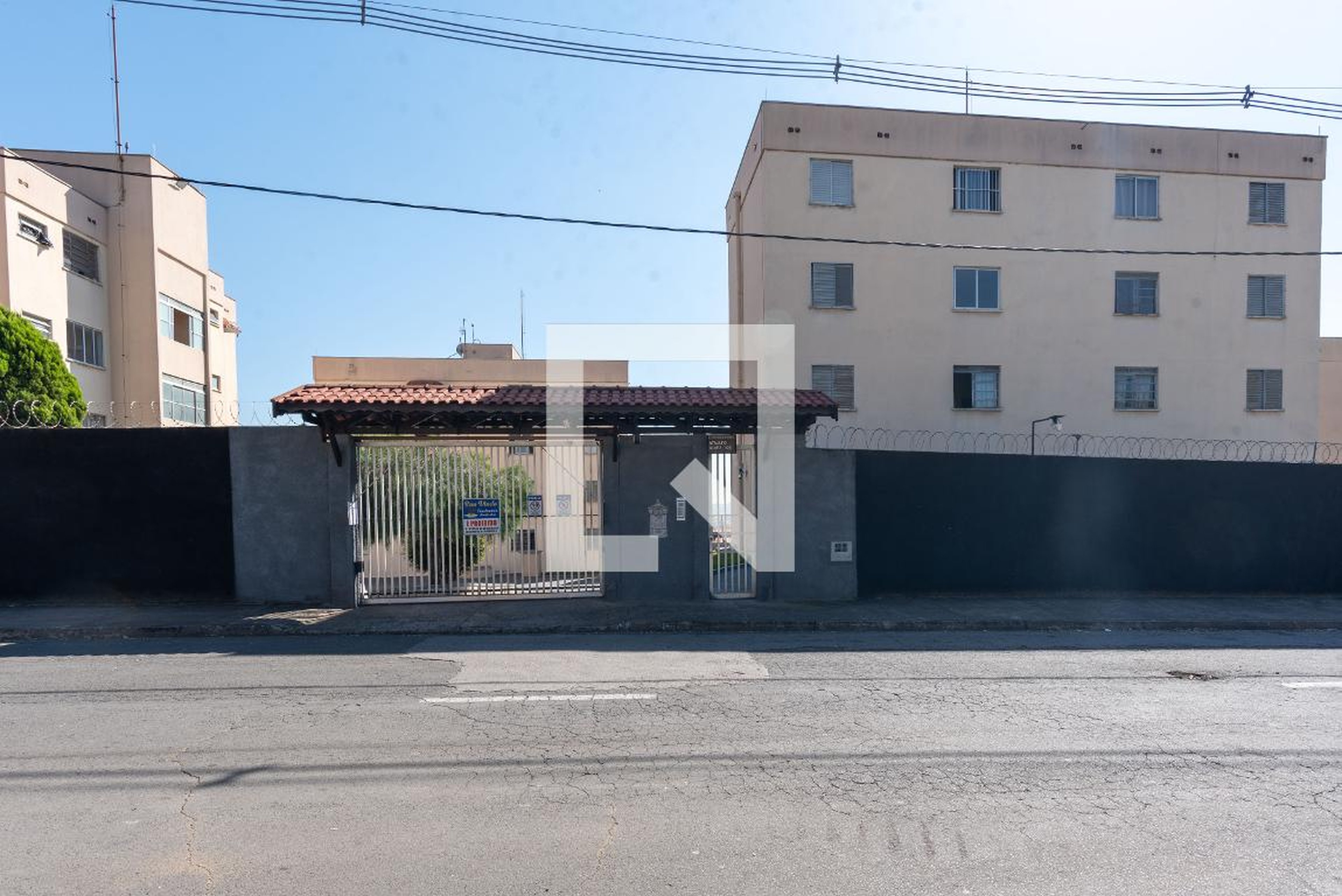 Fachada do Prédio Condomínio em Avenida Emilly Cristienne Giovanini, 106