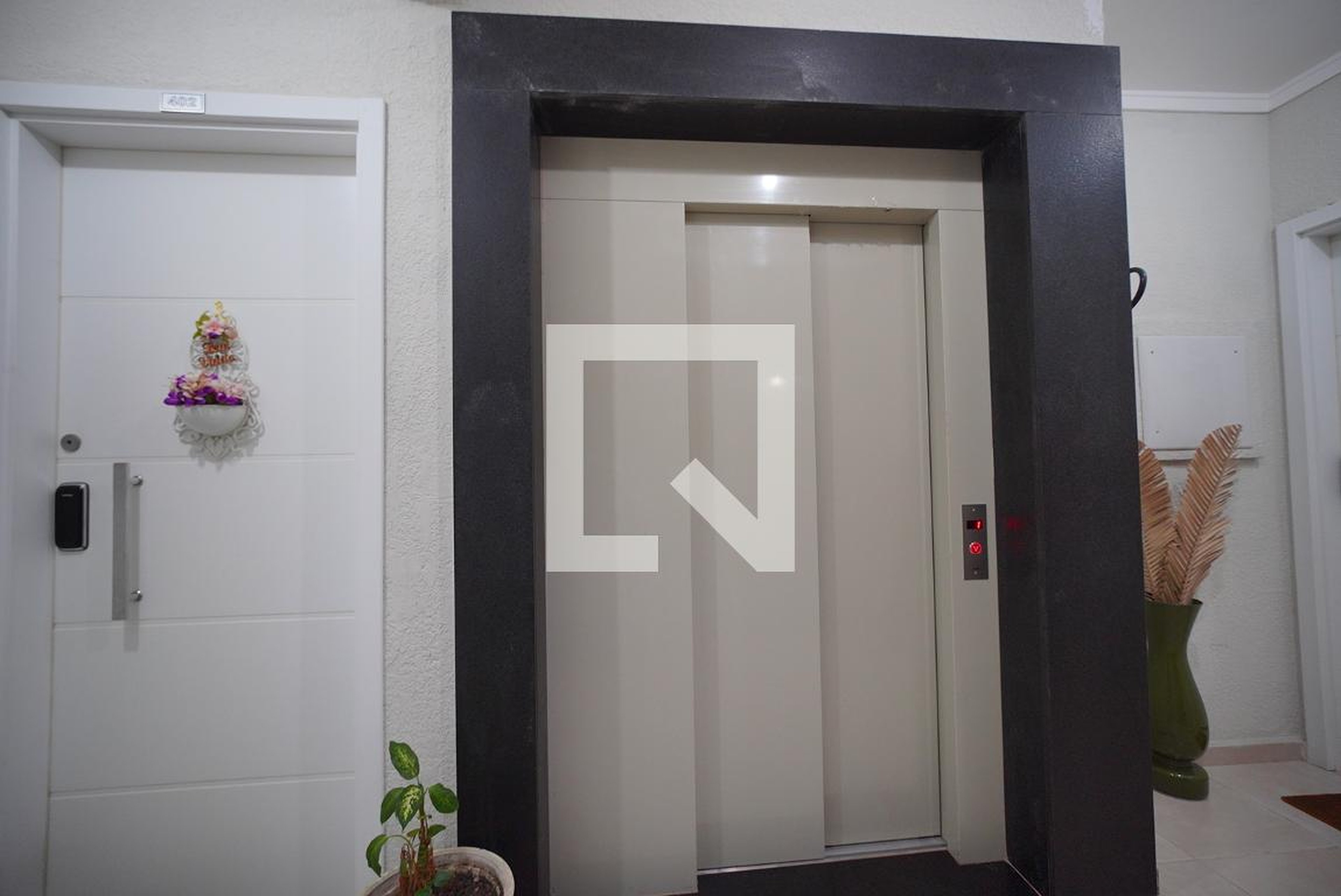 Elevador - Residencial Roma