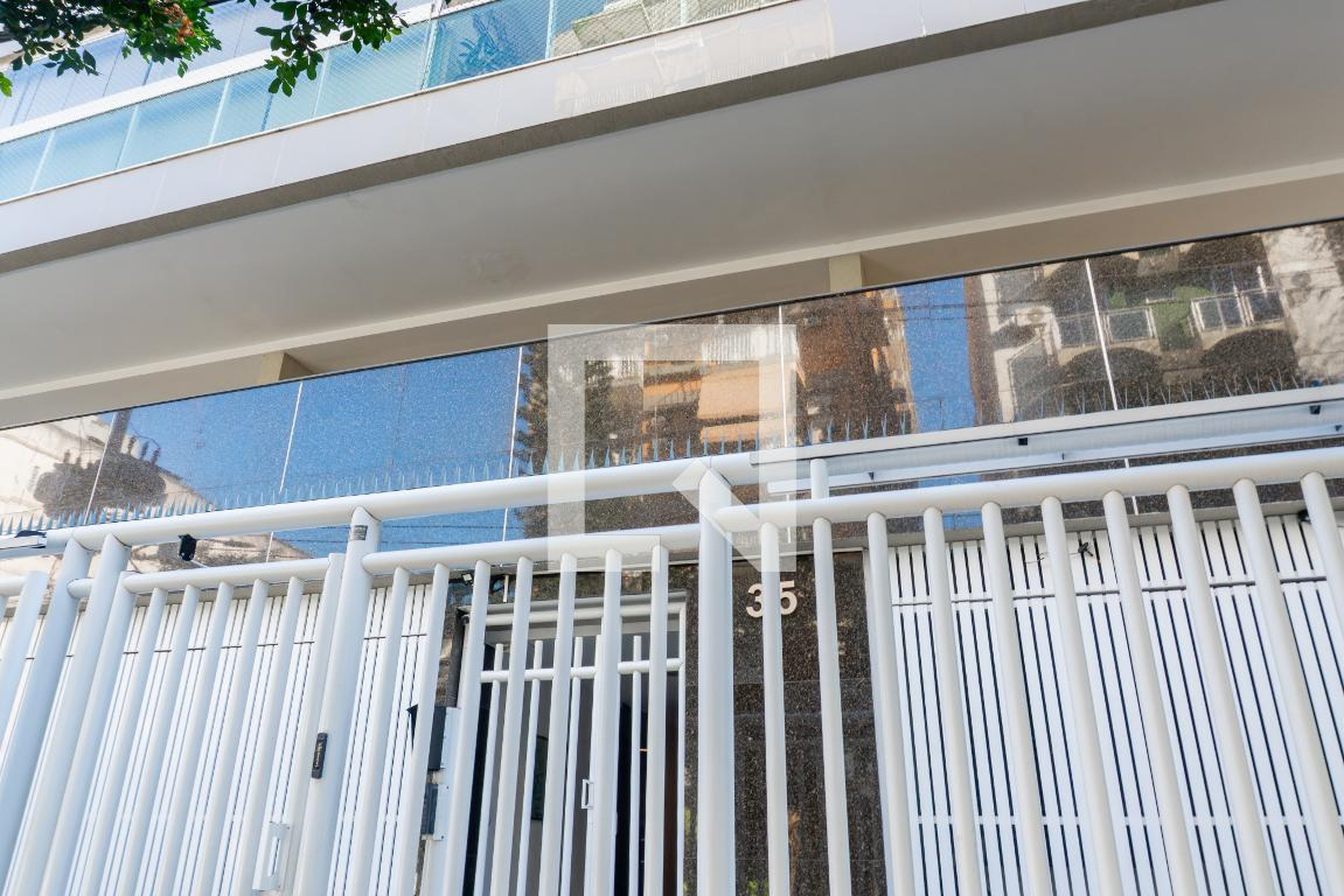 Fachada Edificio Residencias Golda Meir