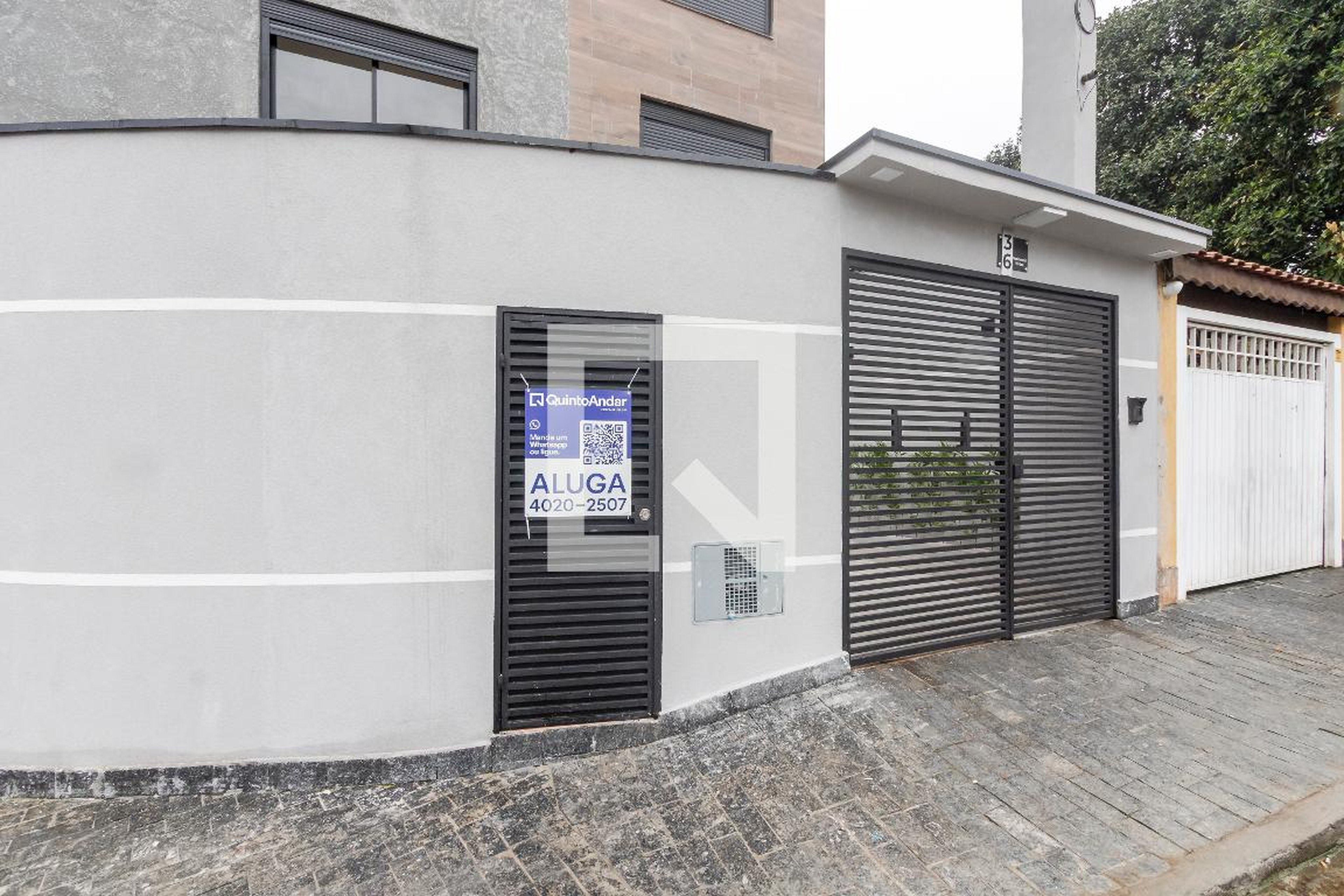 Fachada Condomínio em Rua Raimundo Testa, 36