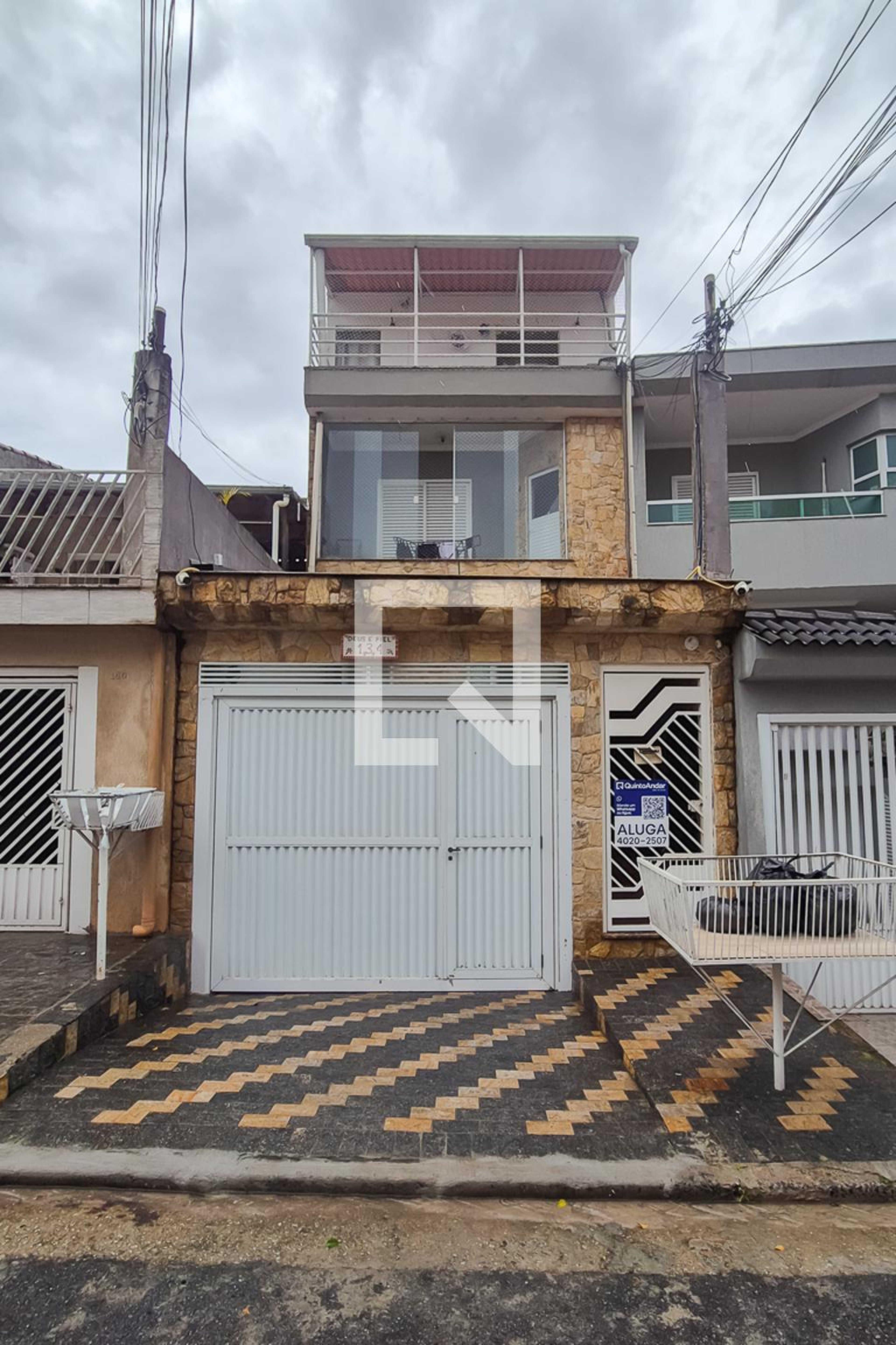 fachada Condomínio em Rua Virgílio Miraglia, 134