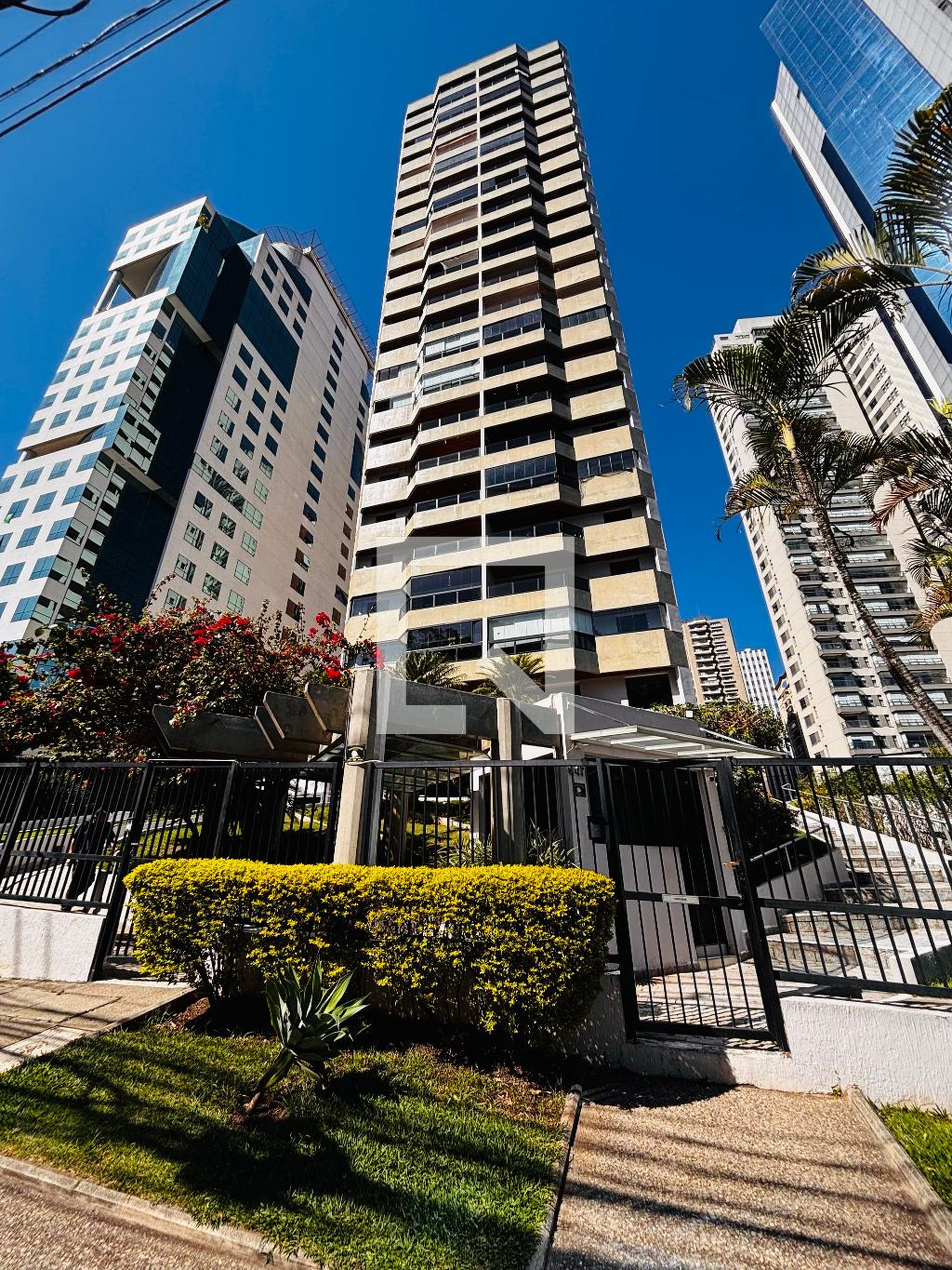 Fachada Edifício De Ville