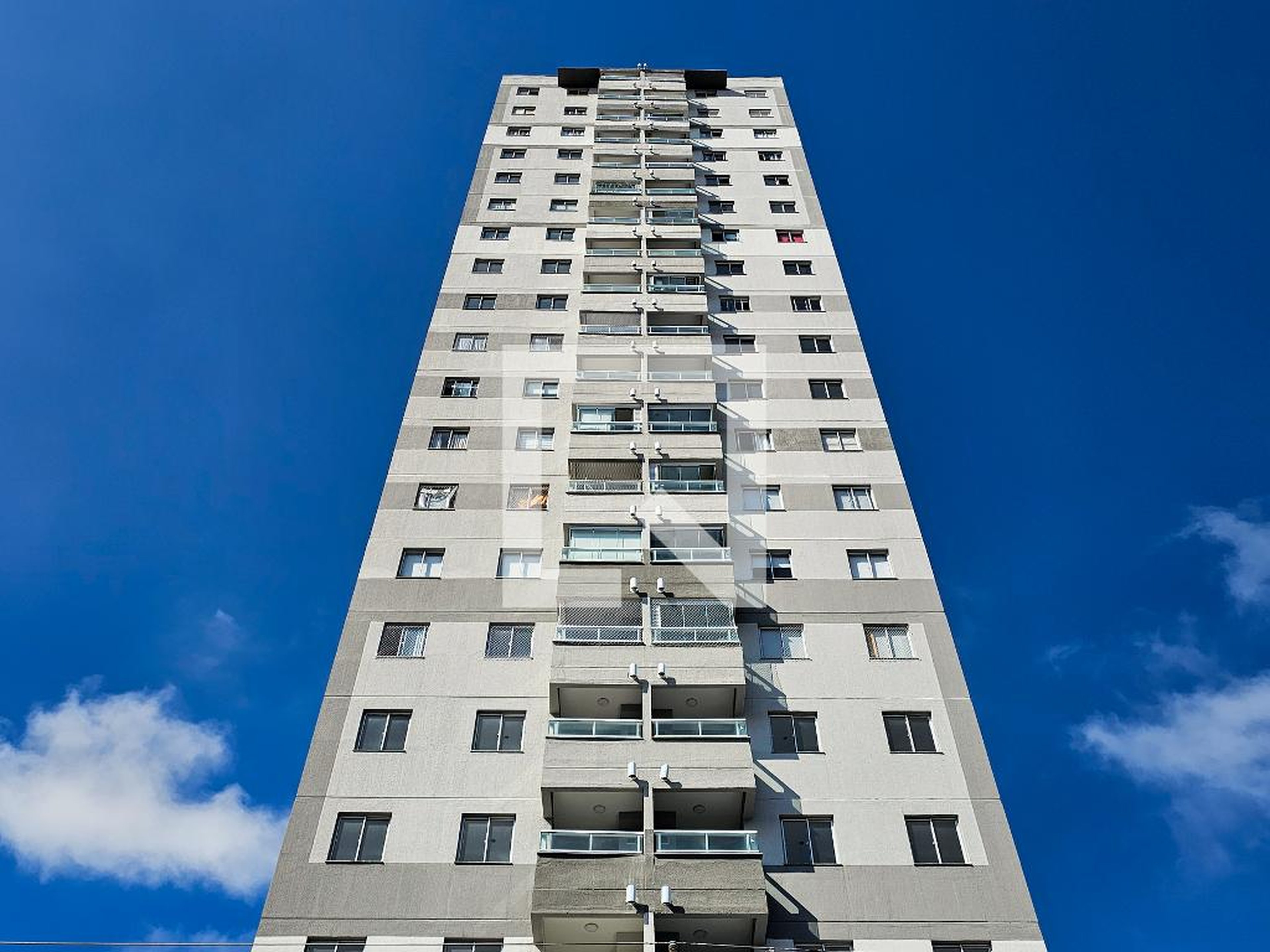 Fachada Condomínio Metrocasa Lapa