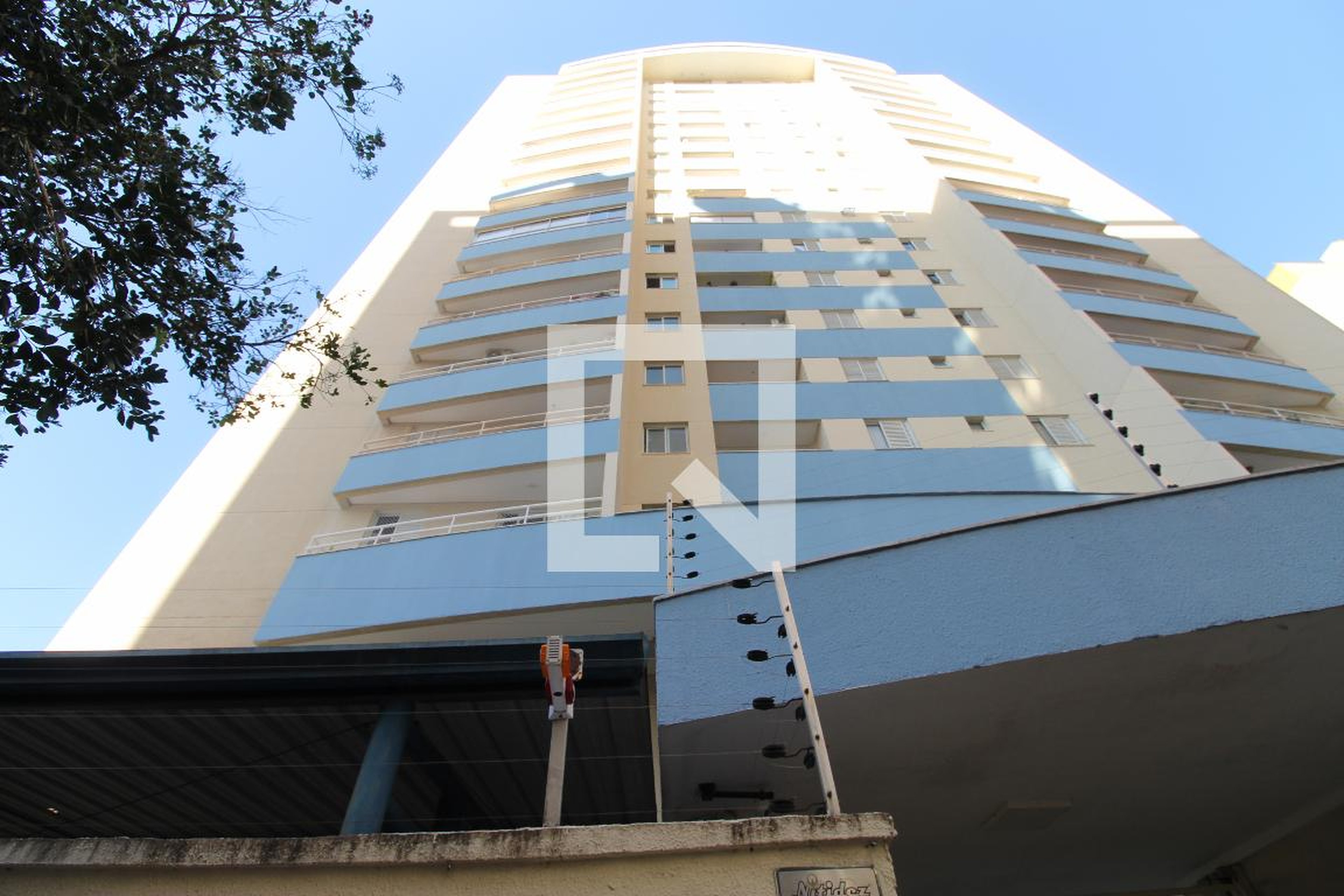 Fachada do Prédio Condomínio New Life Tower