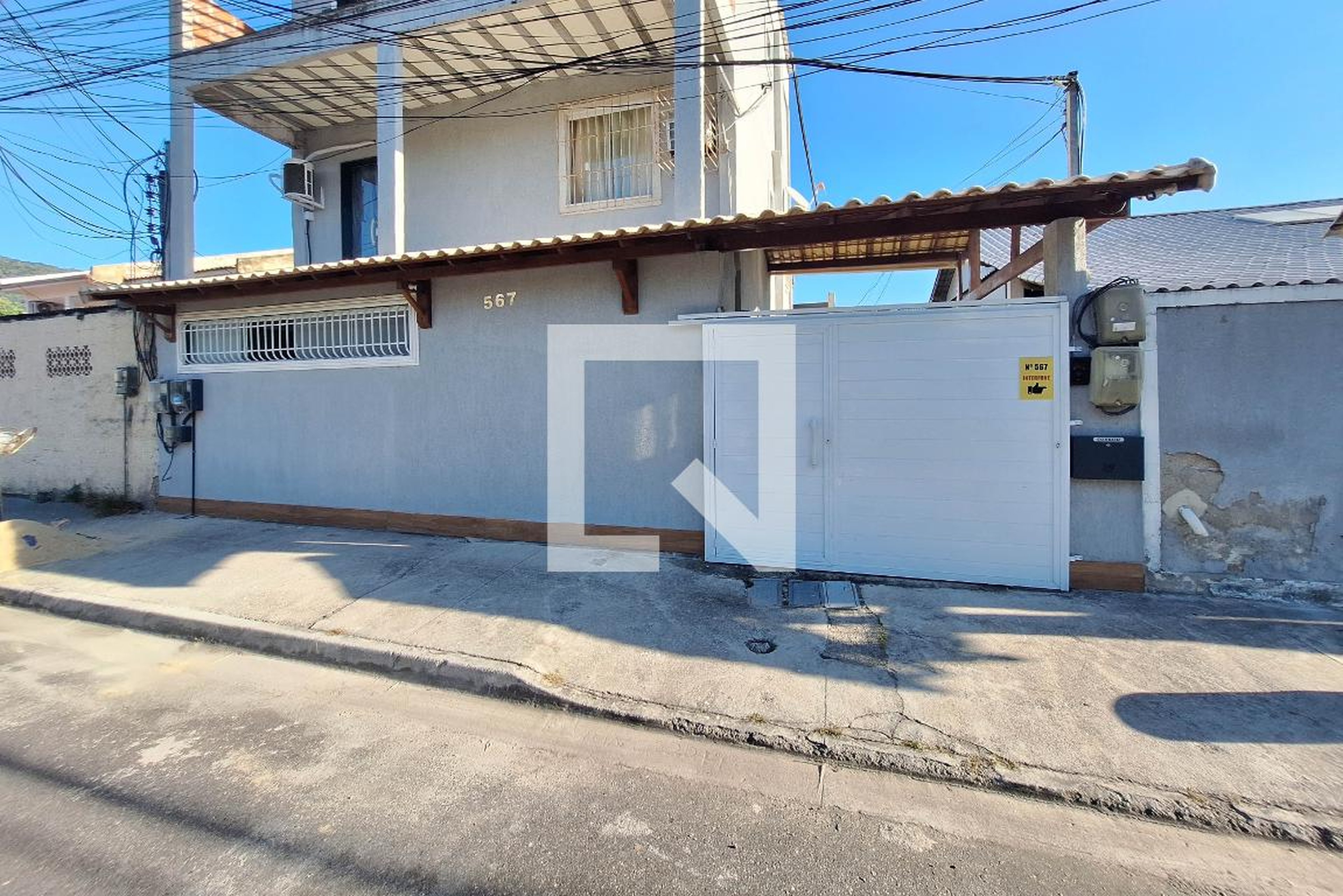 Fachada Condomínio em Rua Adalgisa Monteiro, 567