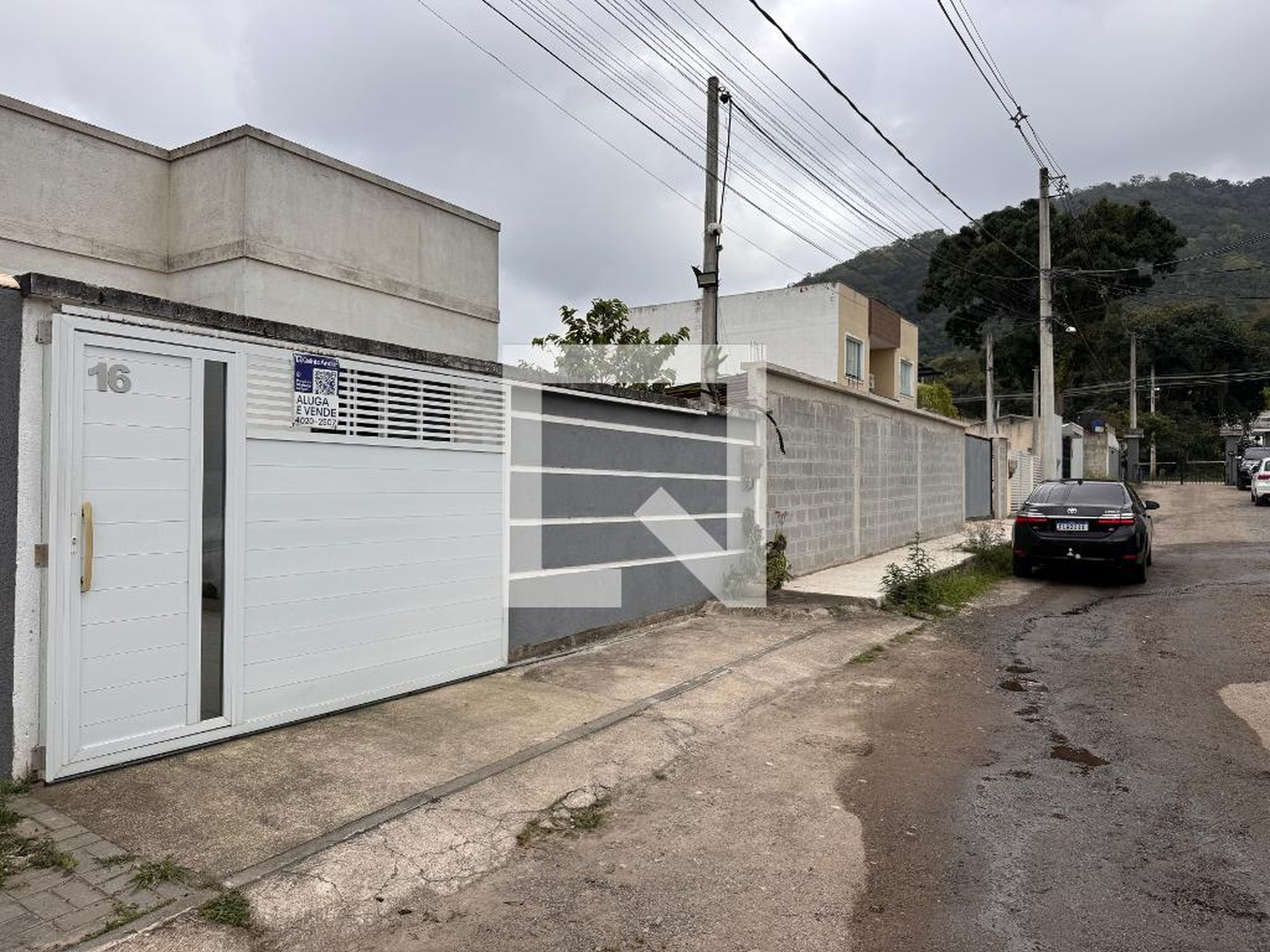Fachada Condomínio em Estrada da Ilha, 718