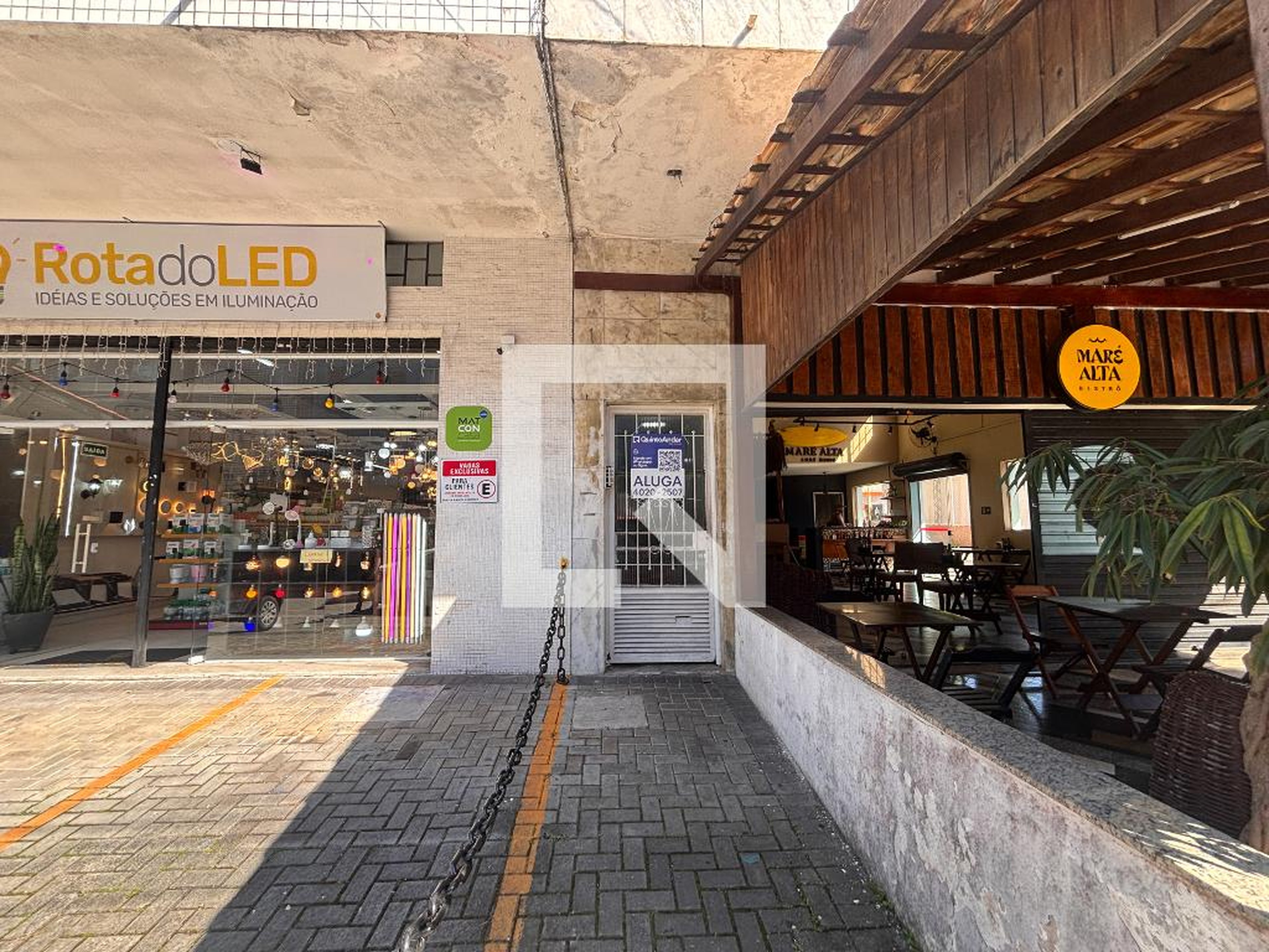 Fachada Condomínio em Rua Stella Bruna Cecchi Nardelli, 149