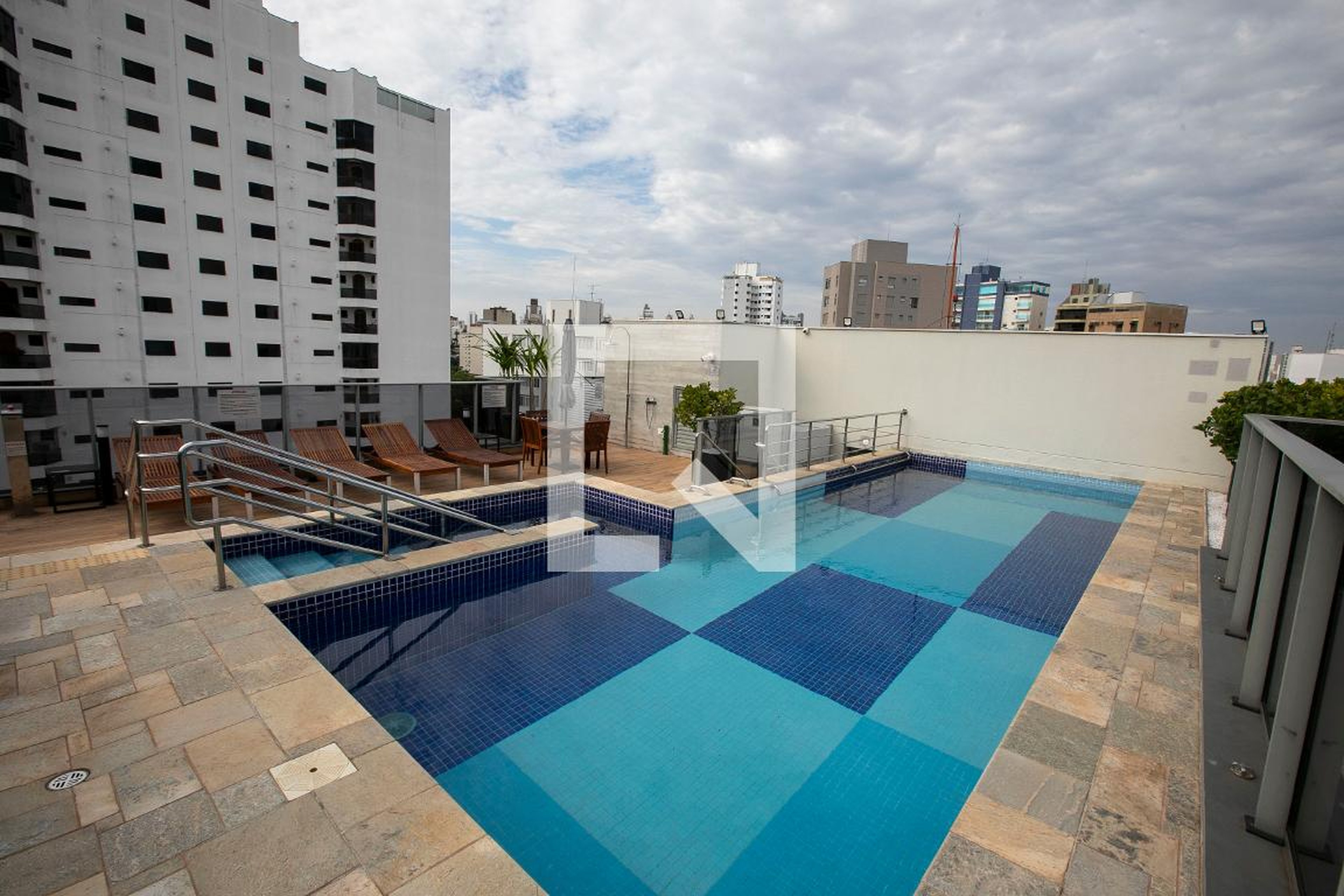 PISCINA - IND Cambuí