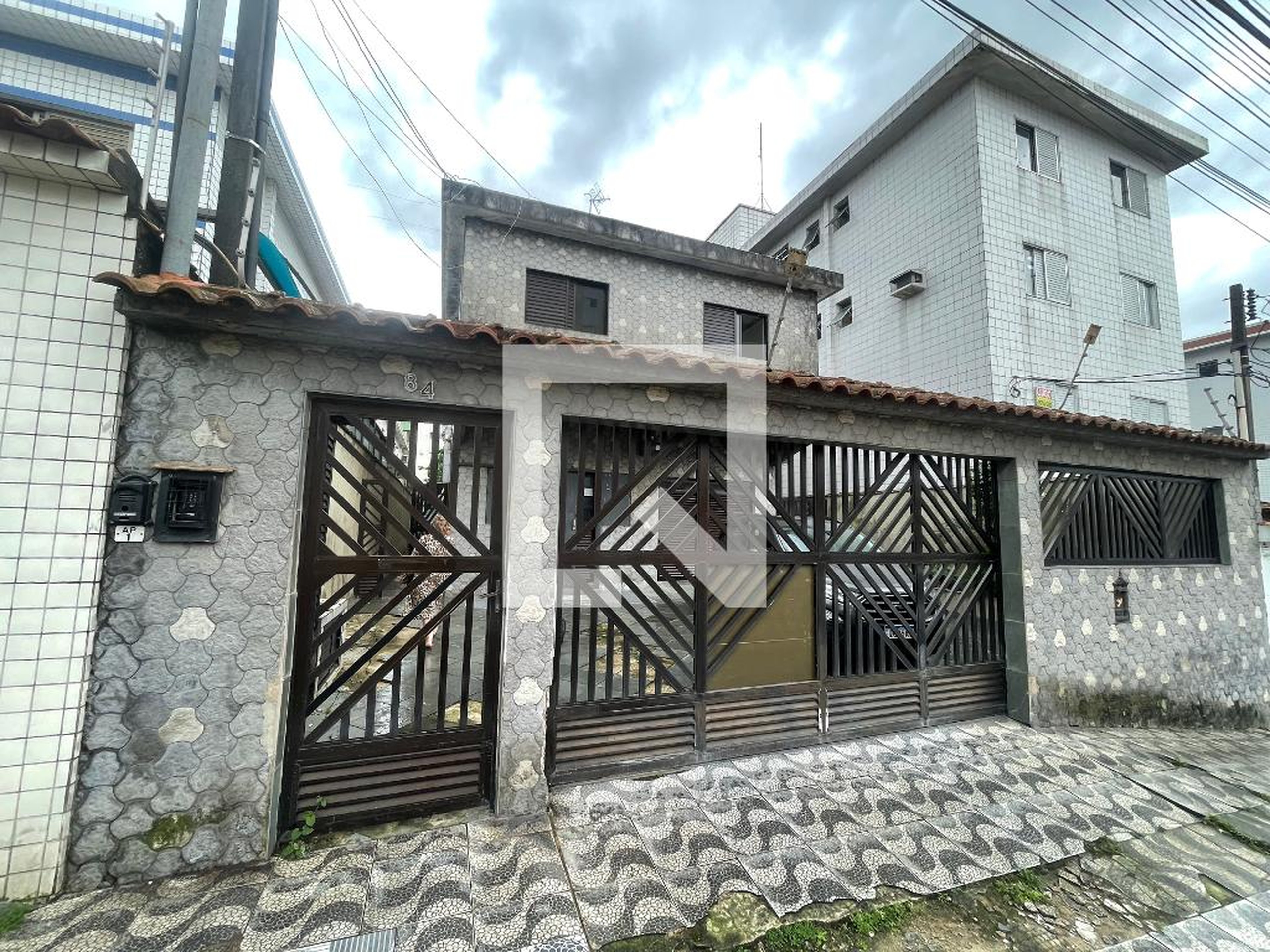 Fachada do Prédio Condomínio em Rua Major Loretti, 84