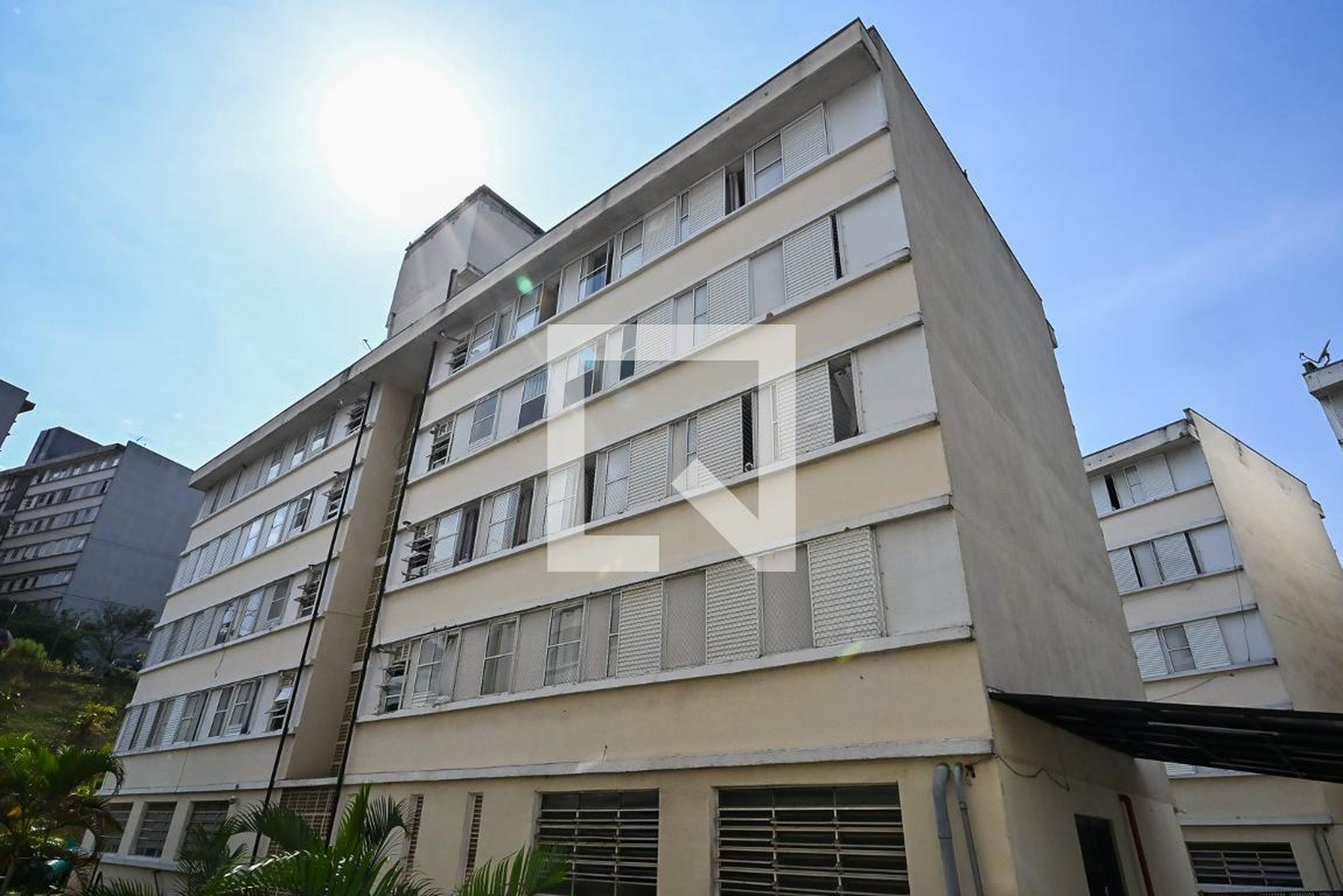Fachada Condomínio em Rua Independência, 700