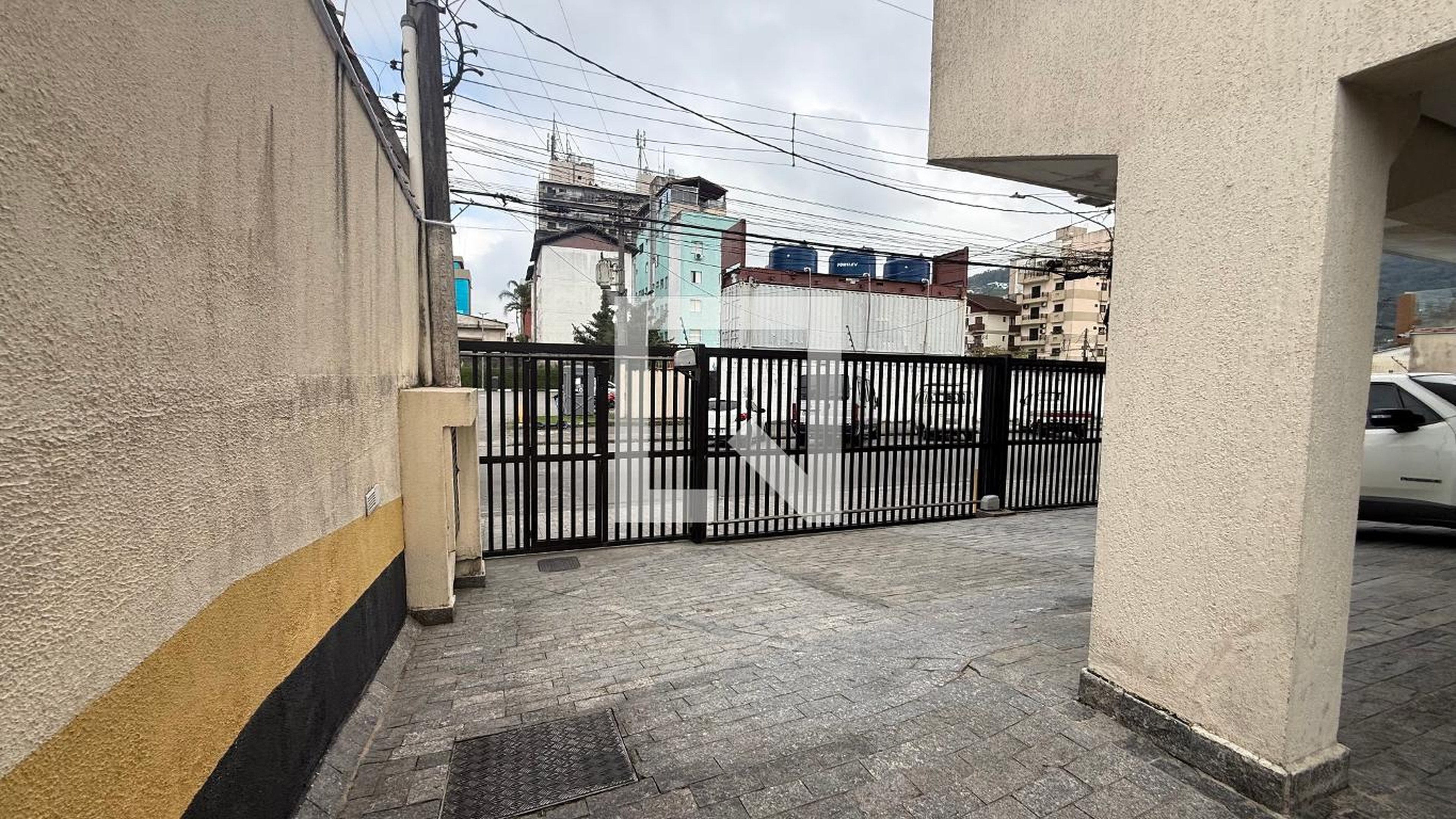 Fachada Condomínio em Rua Paraguai, 608