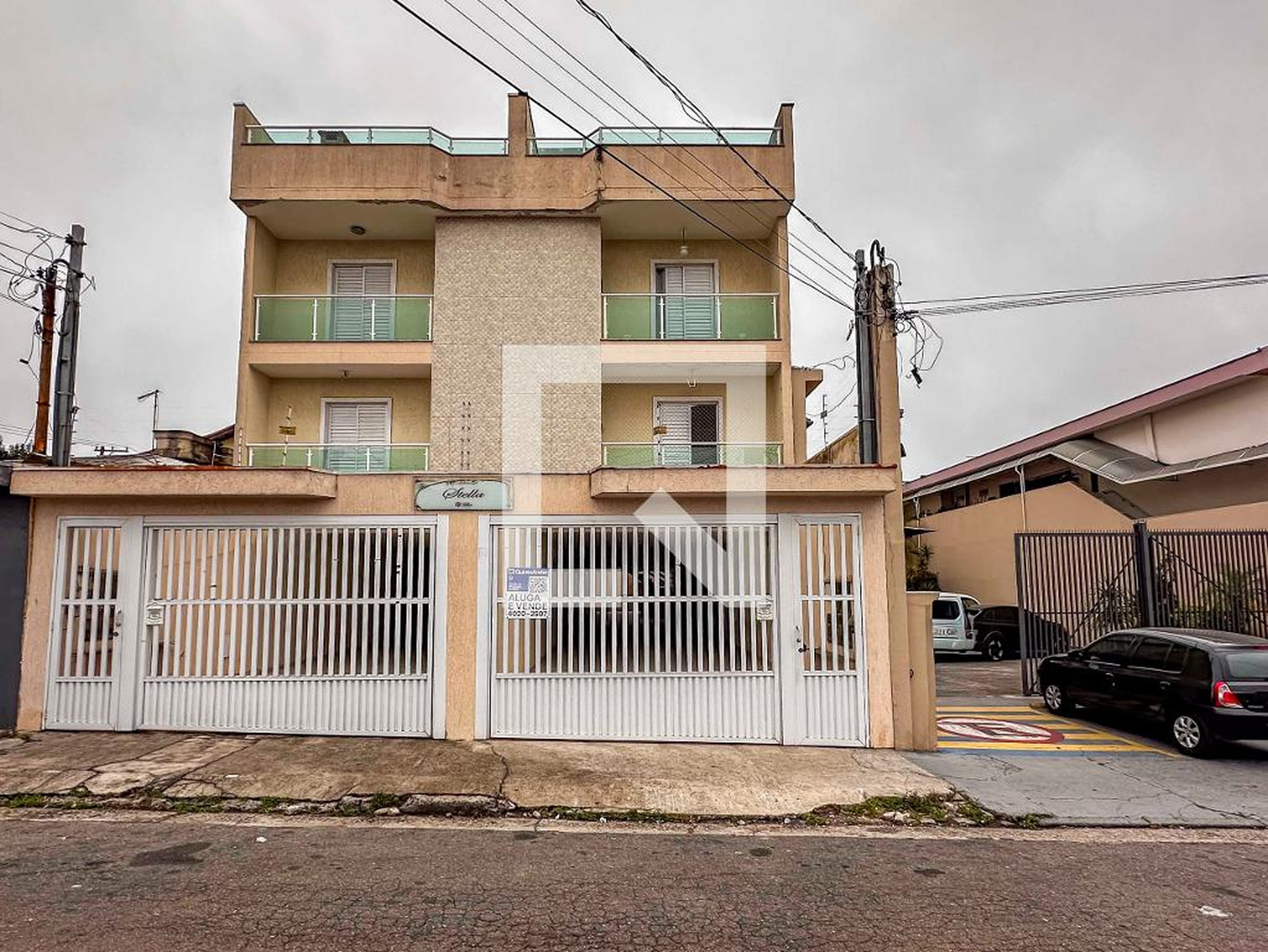 Fachada Condomínio em Rua Fenícia, 174