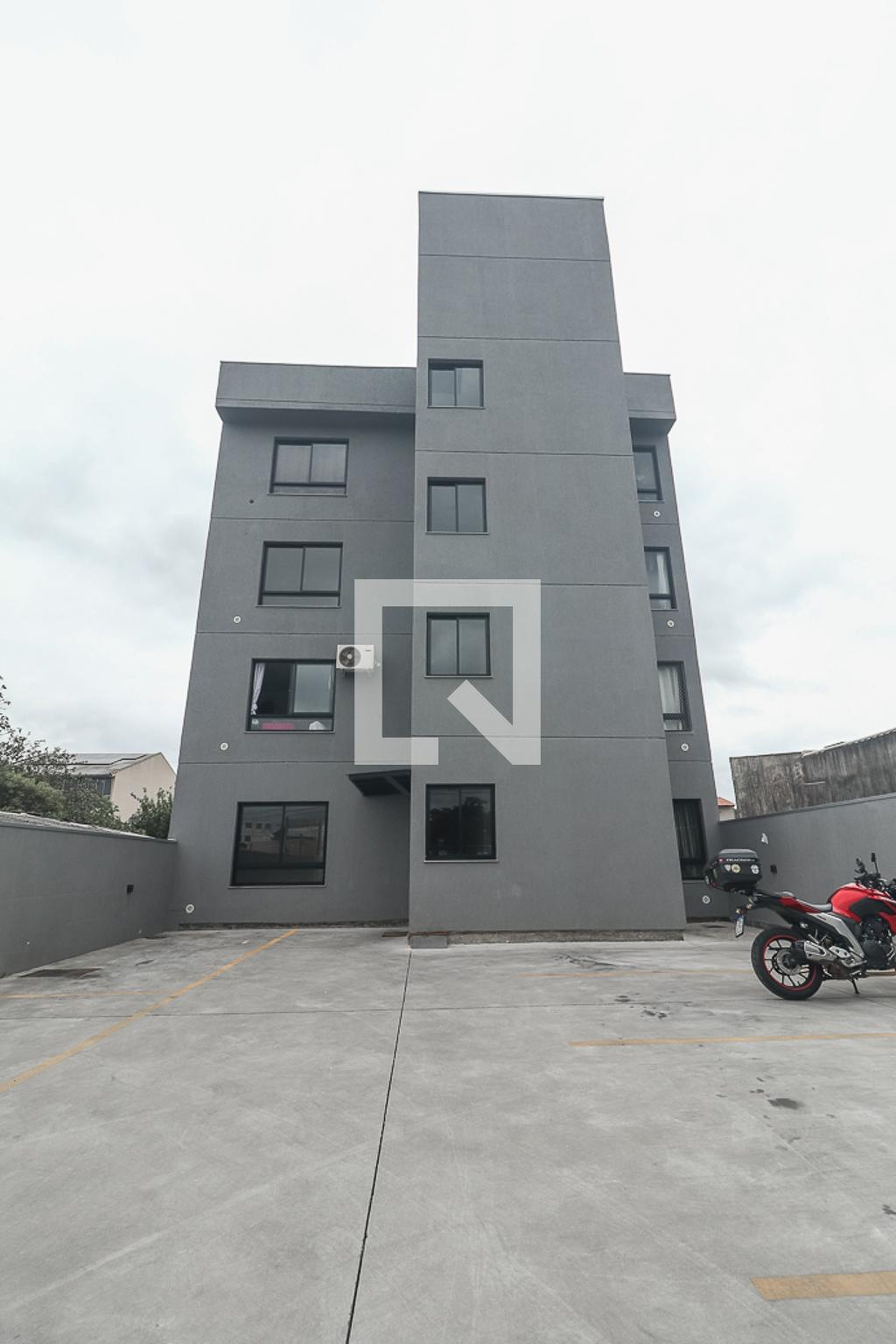 Fachada Condomínio em Rua São Francisco, 60