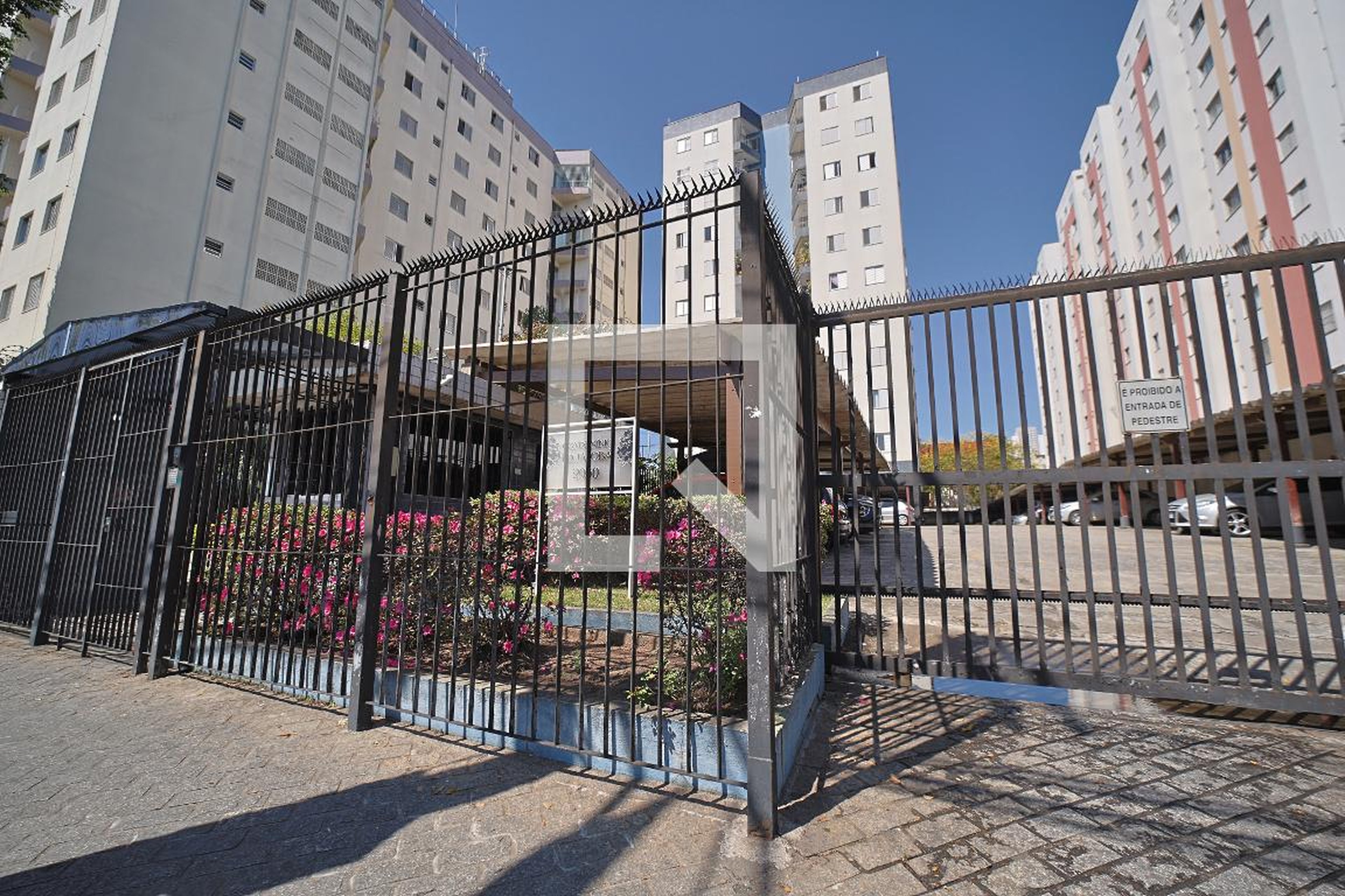 Fachada Condomínio em Avenida Doutor Assis Ribeiro, 2950