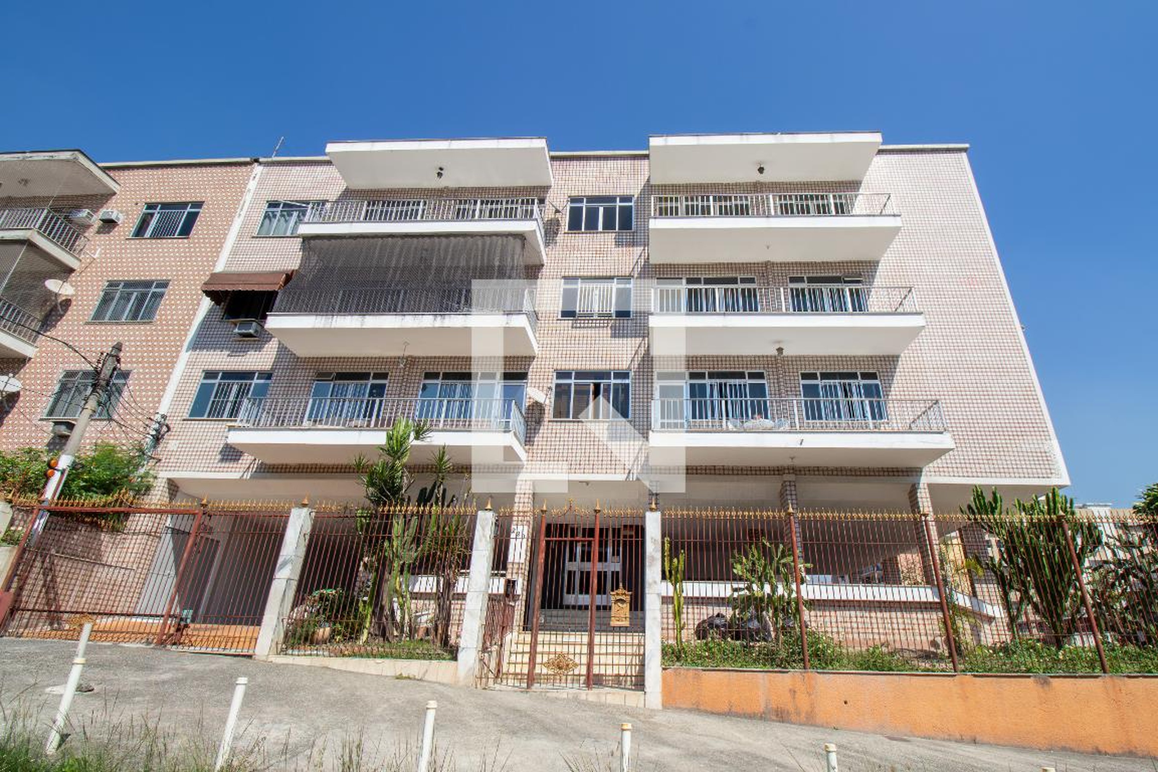 Fachada Edifício Caires