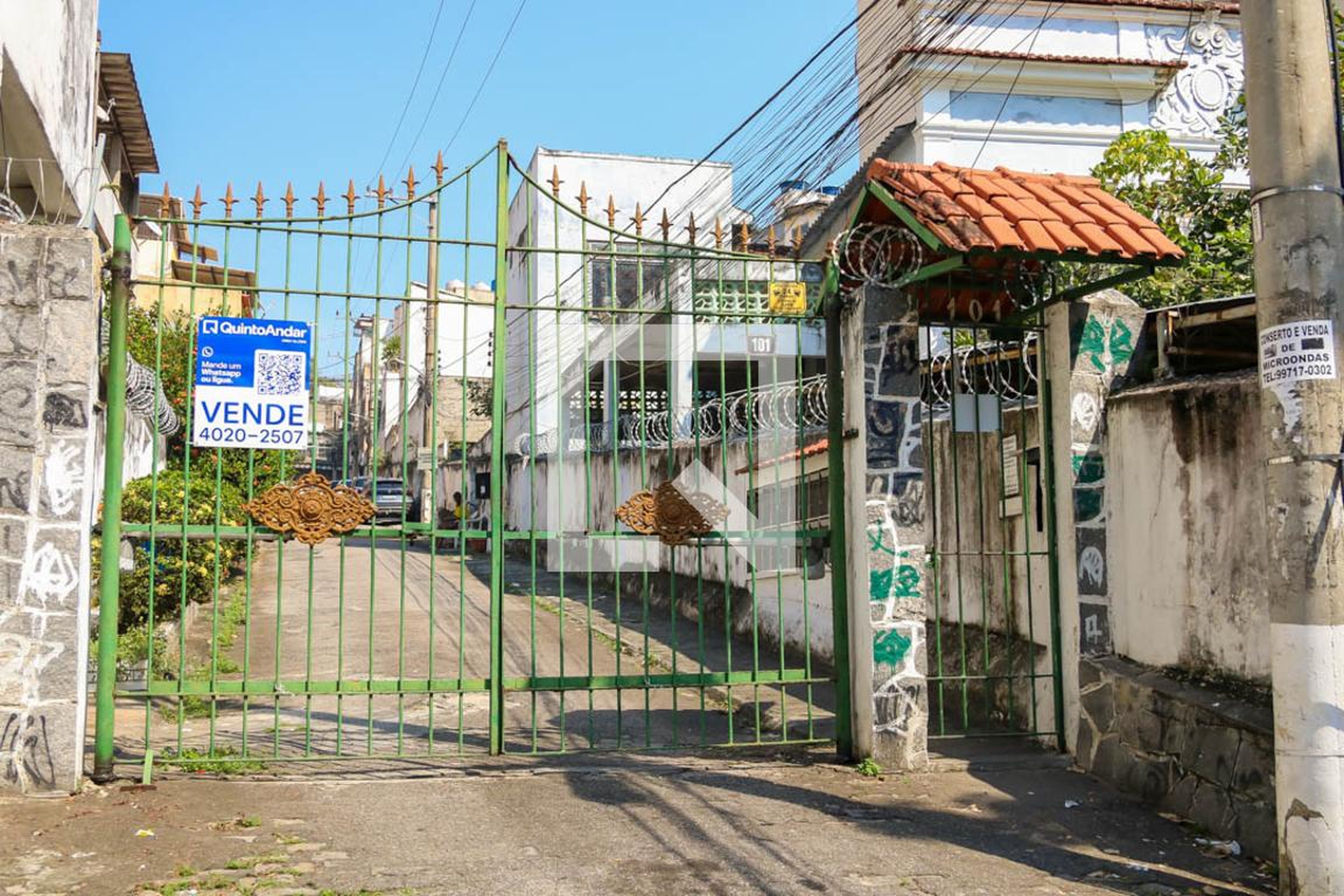 Fachada Condomínio em Rua Silva Rabêlo, 101