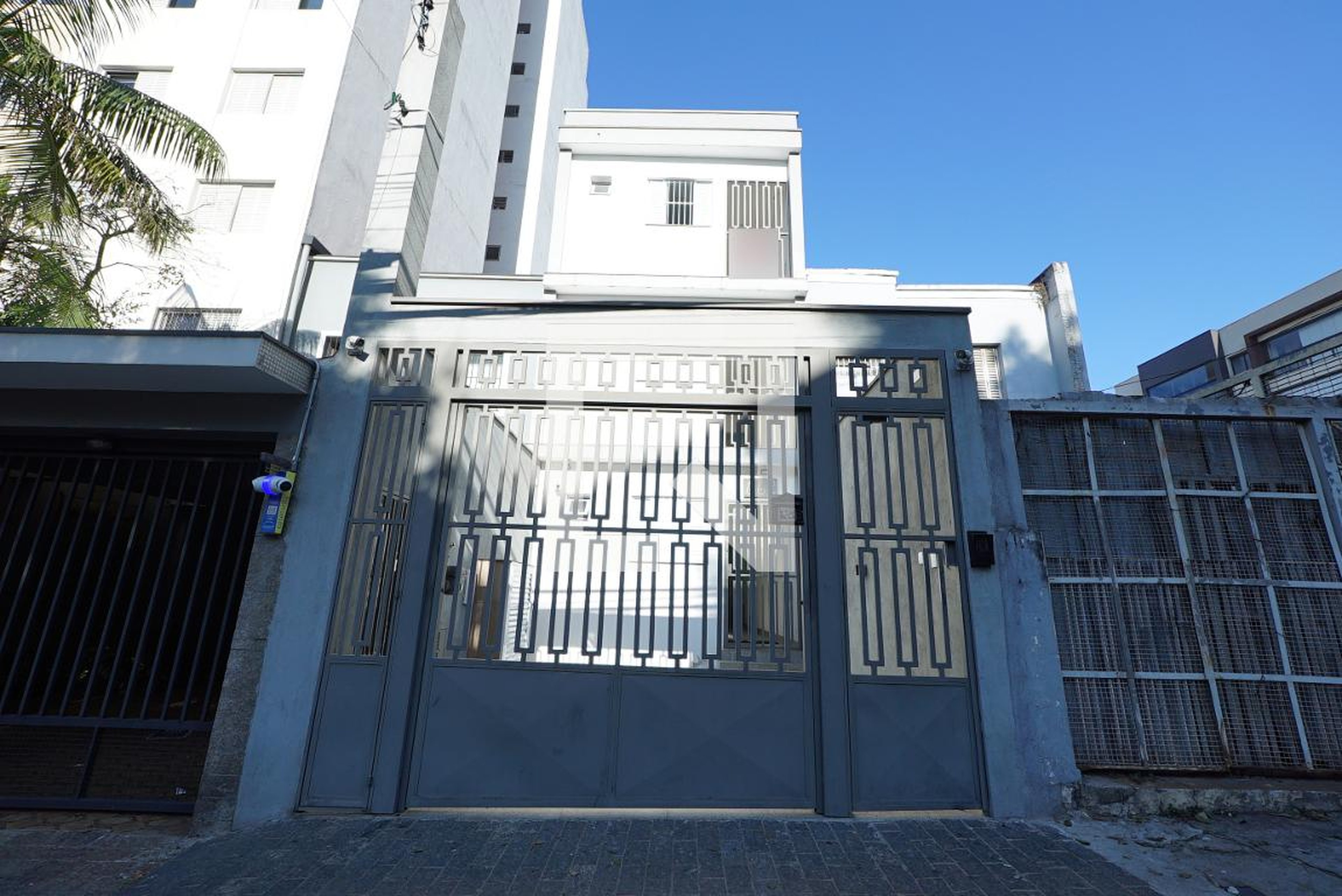 Fachada Condomínio em Rua Rio Grande, 662