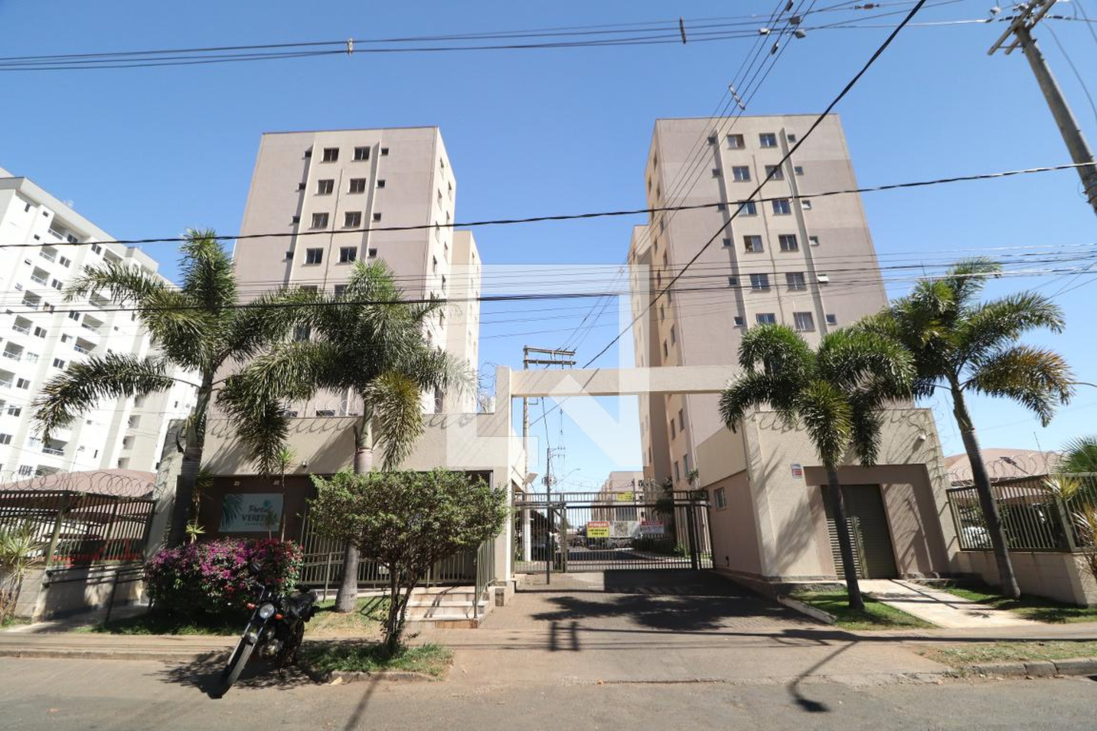 Fachada Condomínio Portal Veredas