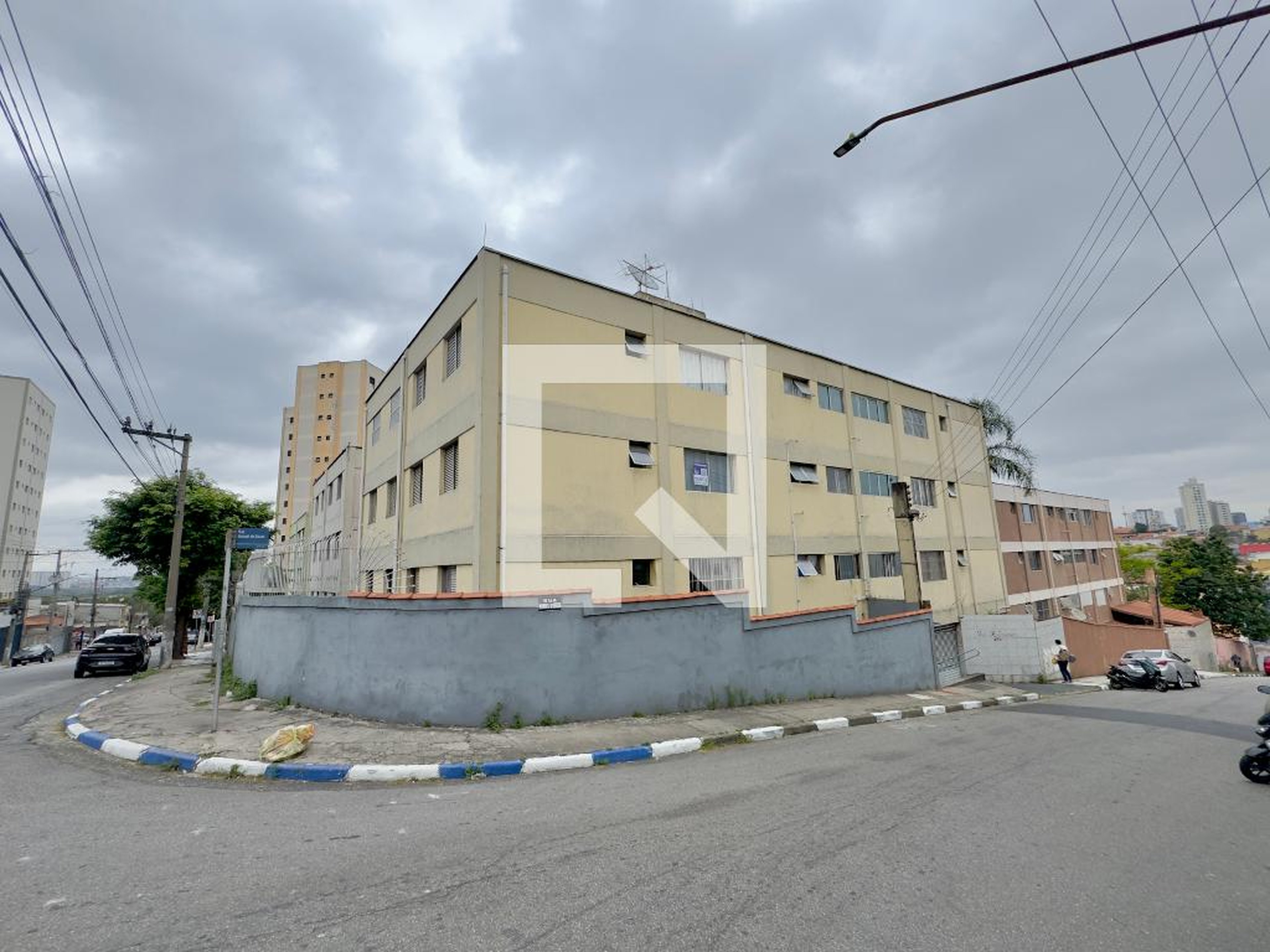 Fachada Condomínio em Rua Manoel de Souza, 407