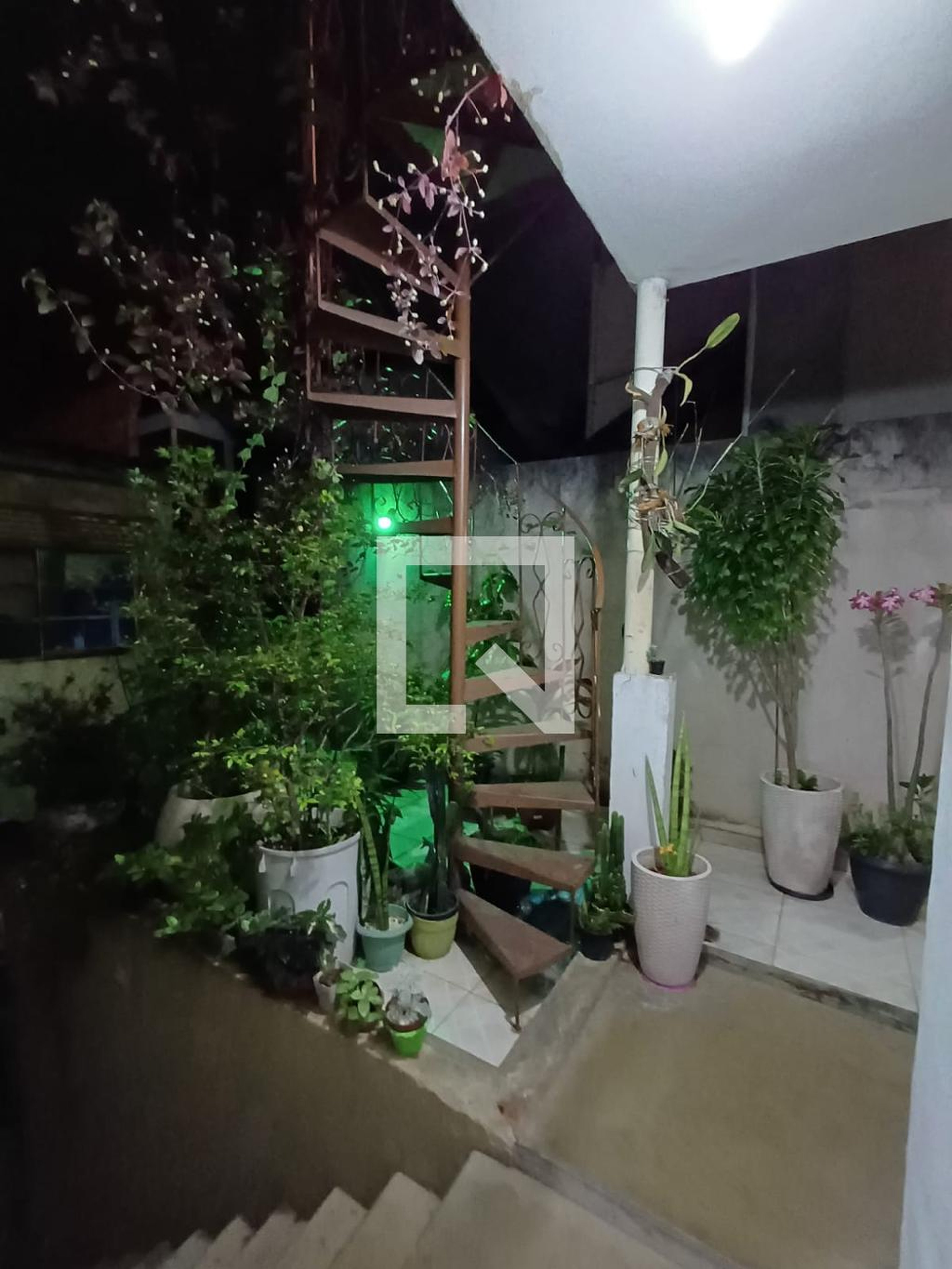 Área externa Condomínio em Rua Justo Chermont, 65