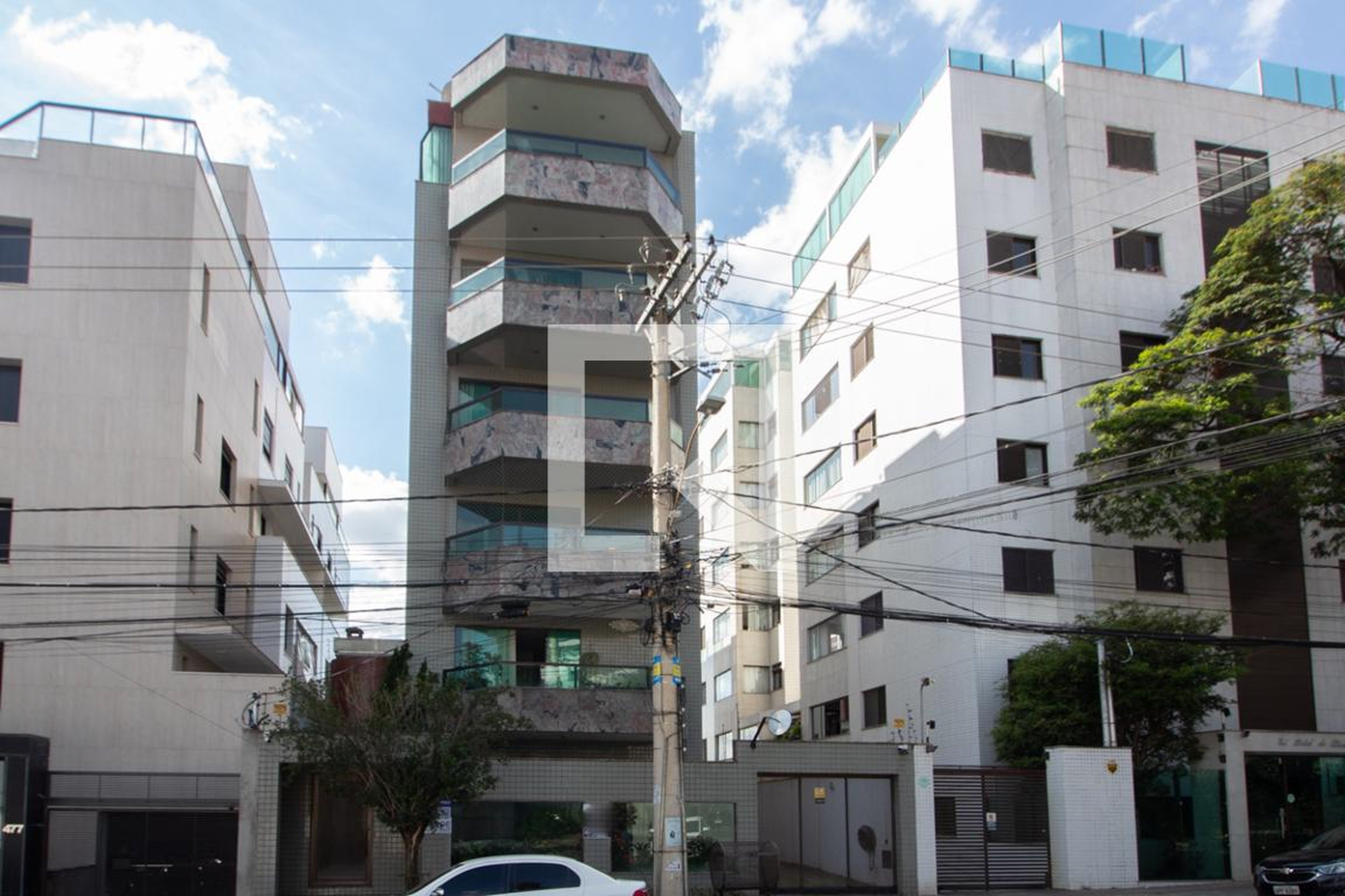 Fachada Edifício Karina de Freitas