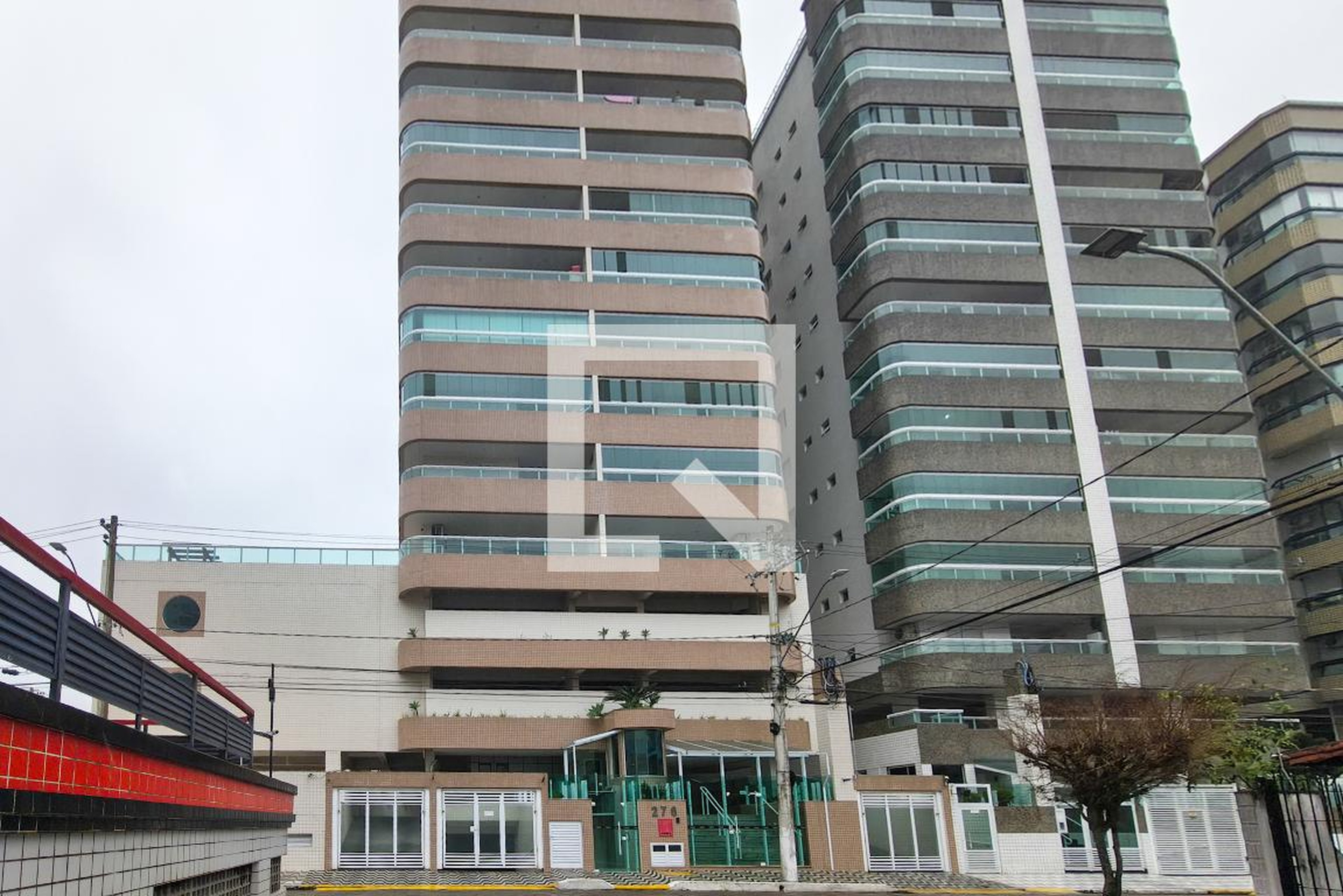 Fachada do Prédio Condomínio Voraus 1