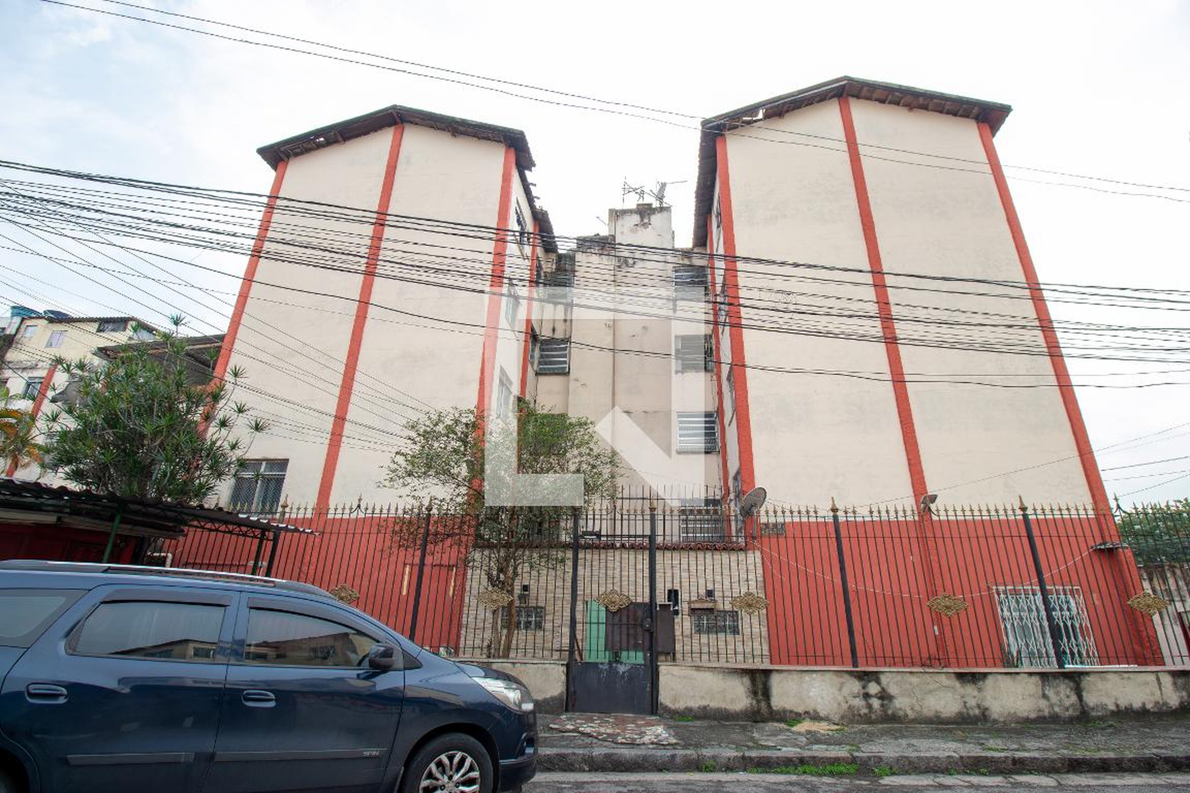 Fachada Condomínio em Rua Francisco Venâncio Filho, 131