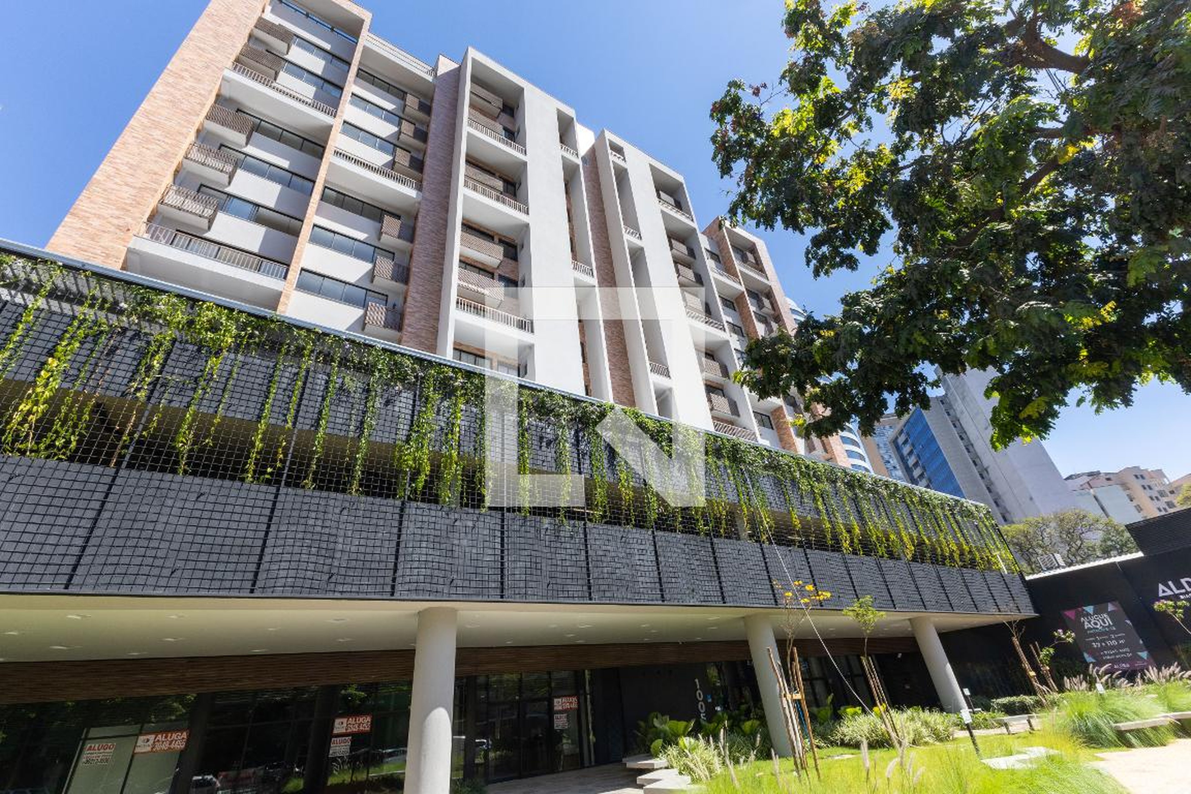 Fachada Condomínio em Avenida Bias Fortes, 500