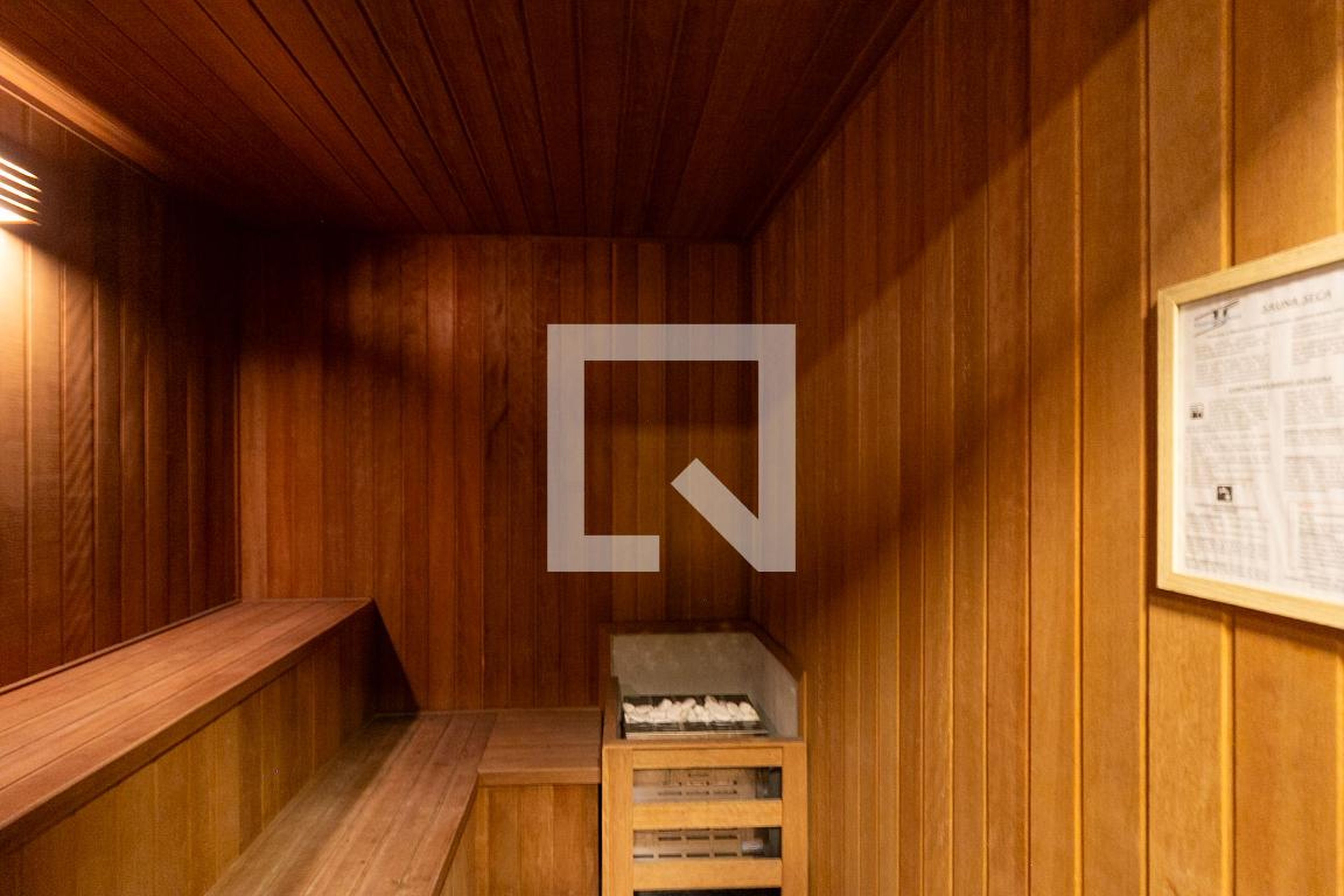 Sauna - Exclusive Miguel Yunes