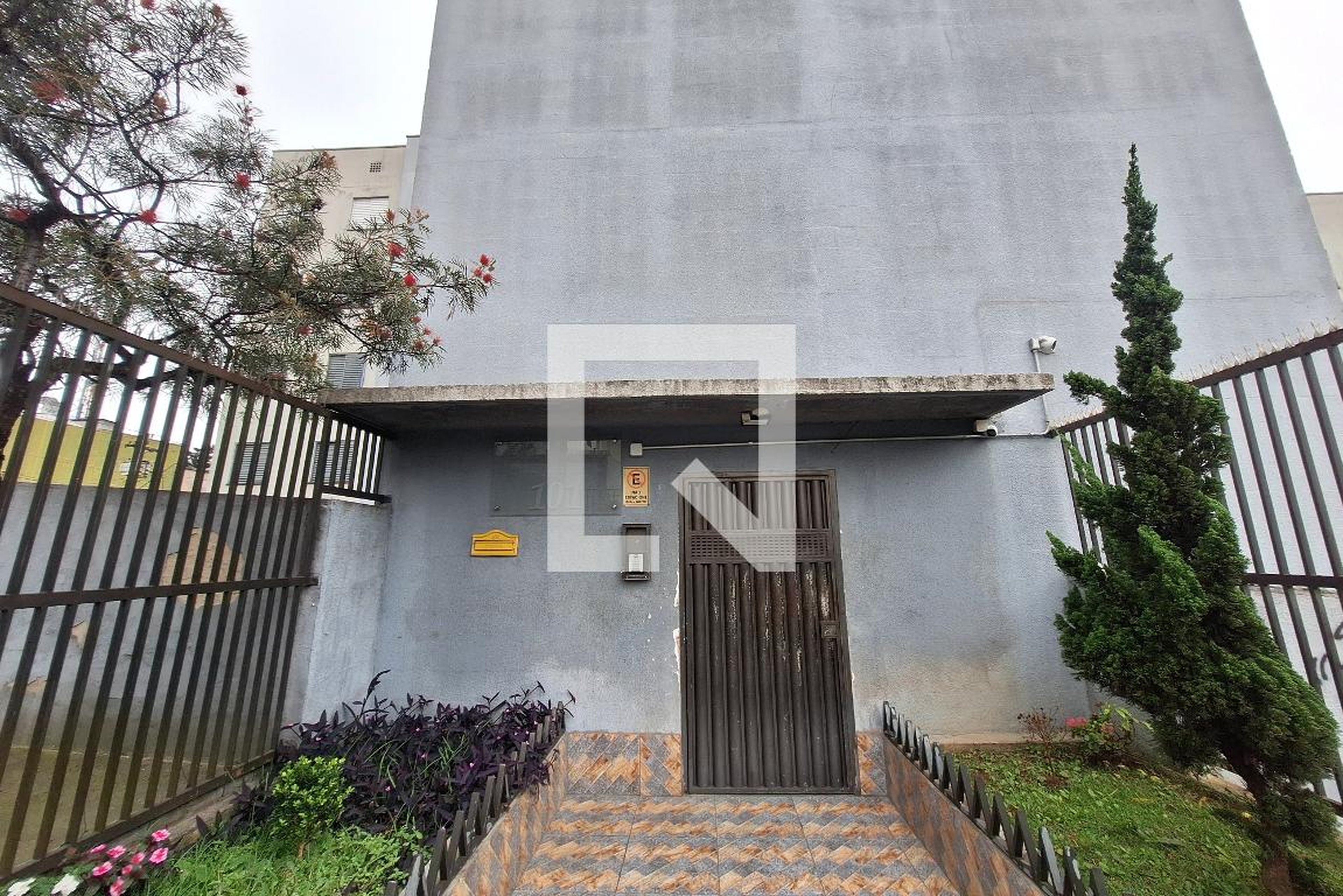 Fachada do Prédio Condomínio 100,00