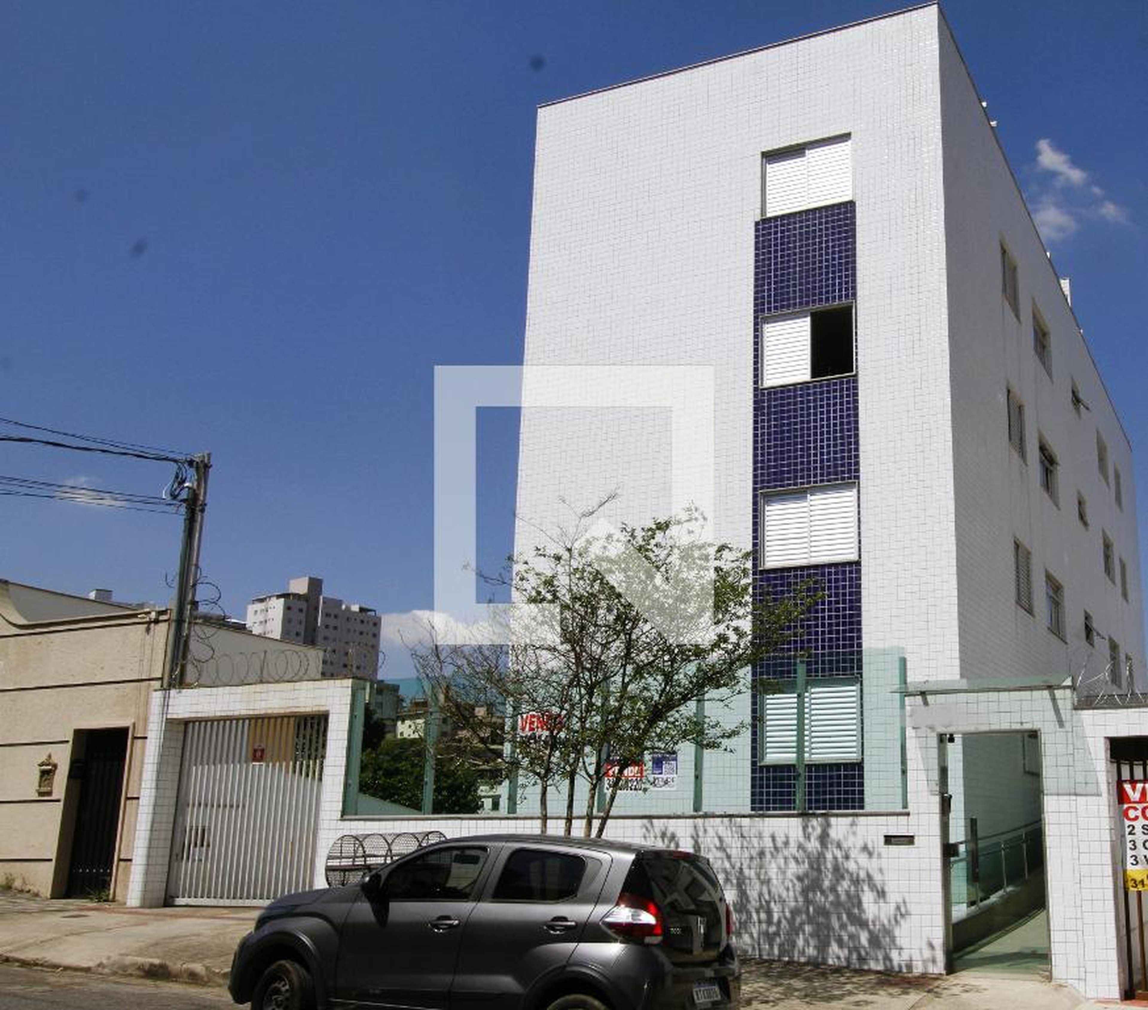 Fachada Condomínio em Rua Conselheiro Carneiro de Campos, 163