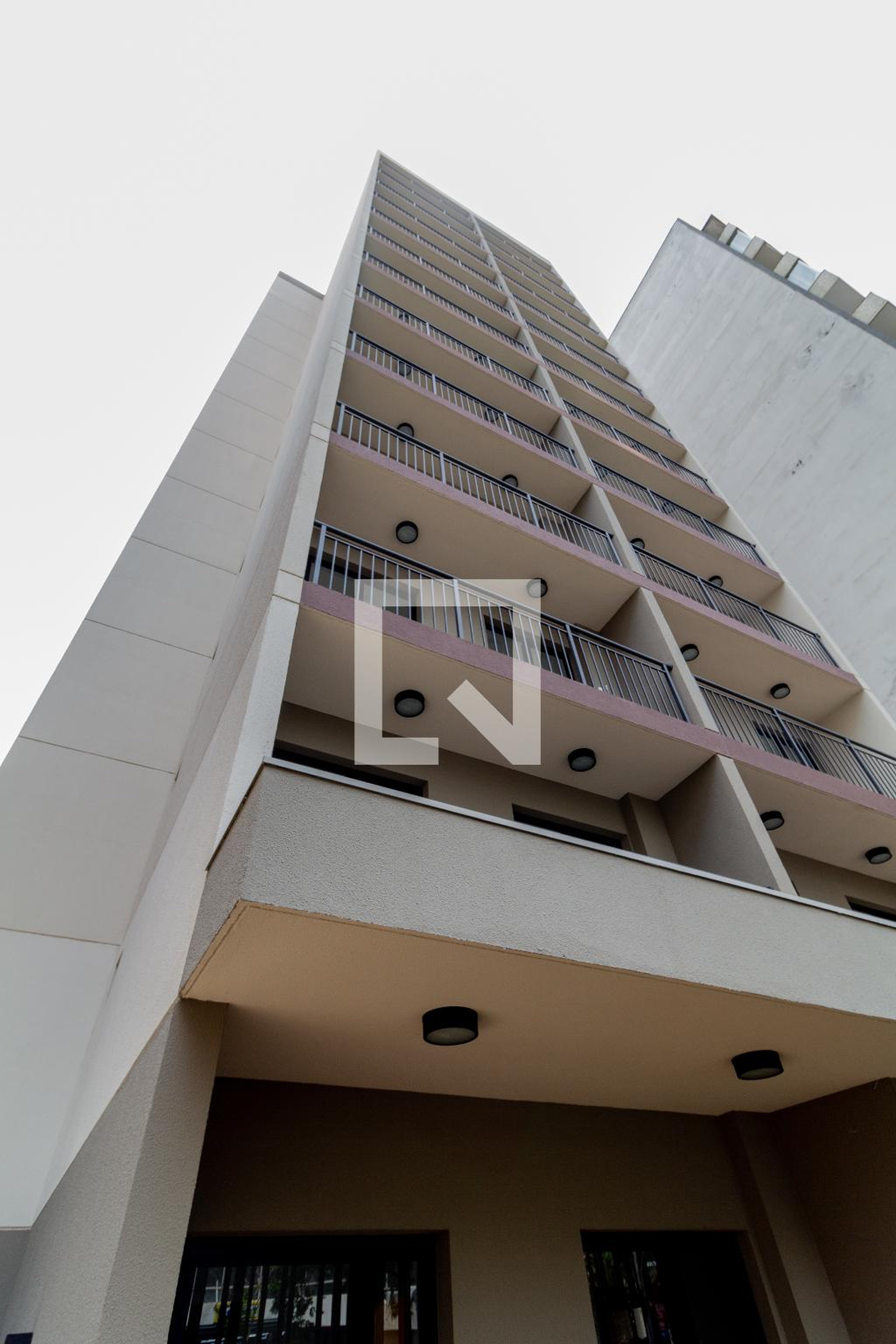 Fachada Condomínio Movva SP