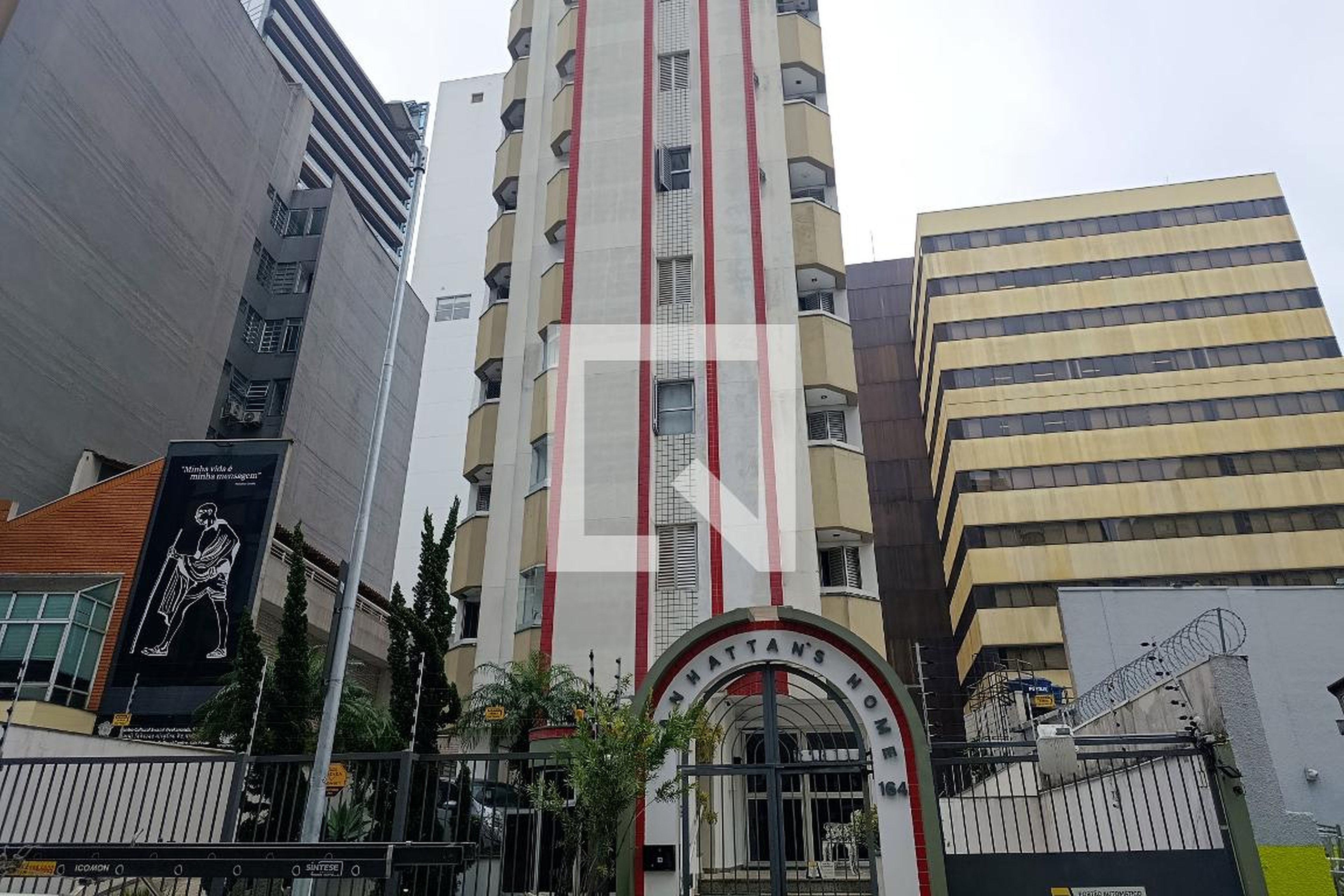 Fachada Condomínio Manhatam Home