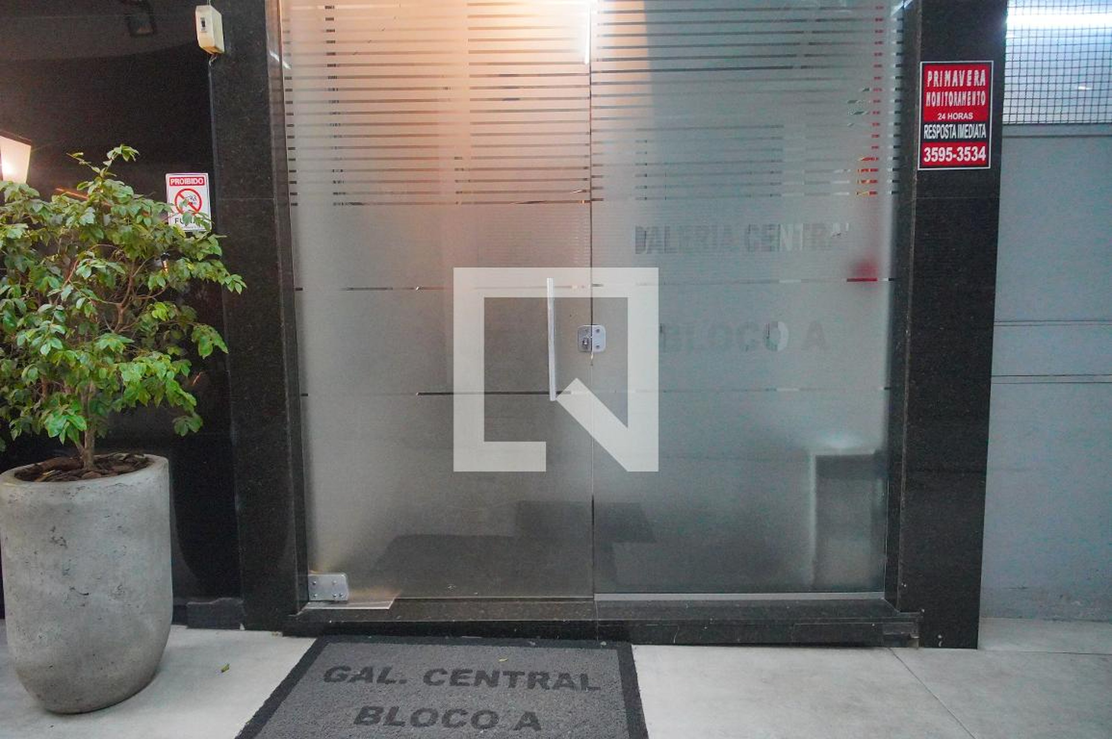 Entrada - Edifício Galeria Central