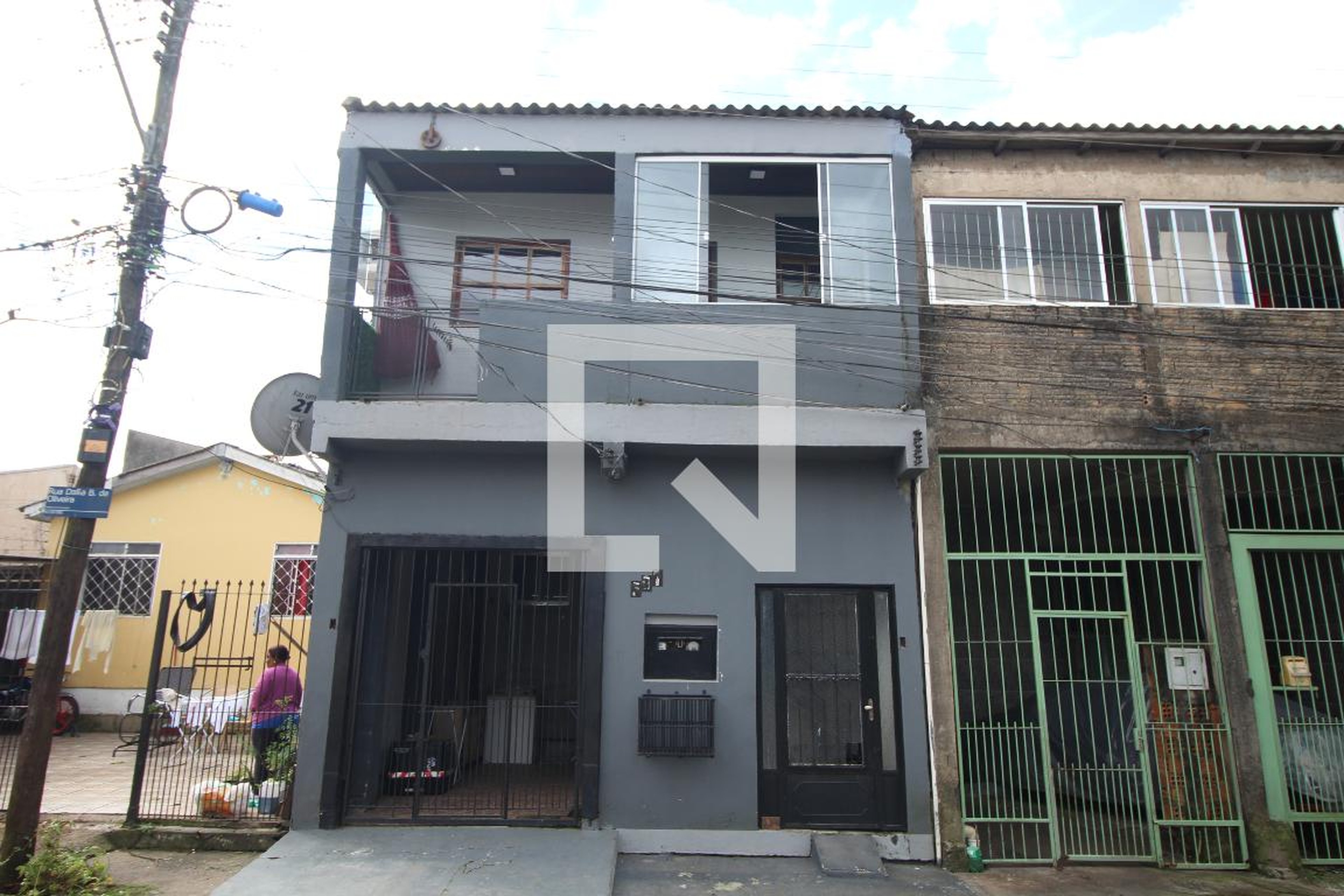 Fachada Condomínio em Rua Dalila Barbosa de Oliveira, 307