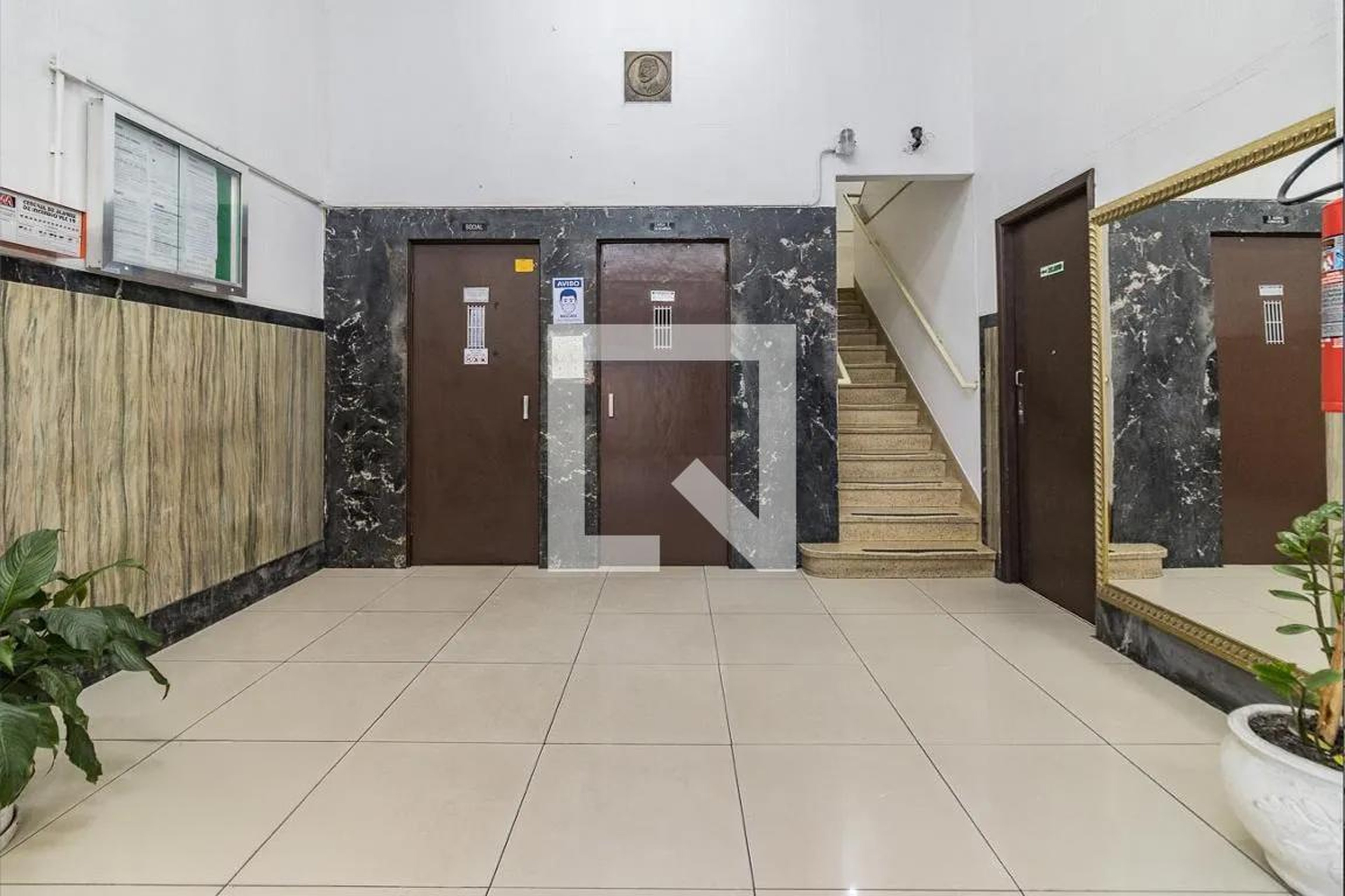 Hall de entrada - Edifício Carlos Daudt
