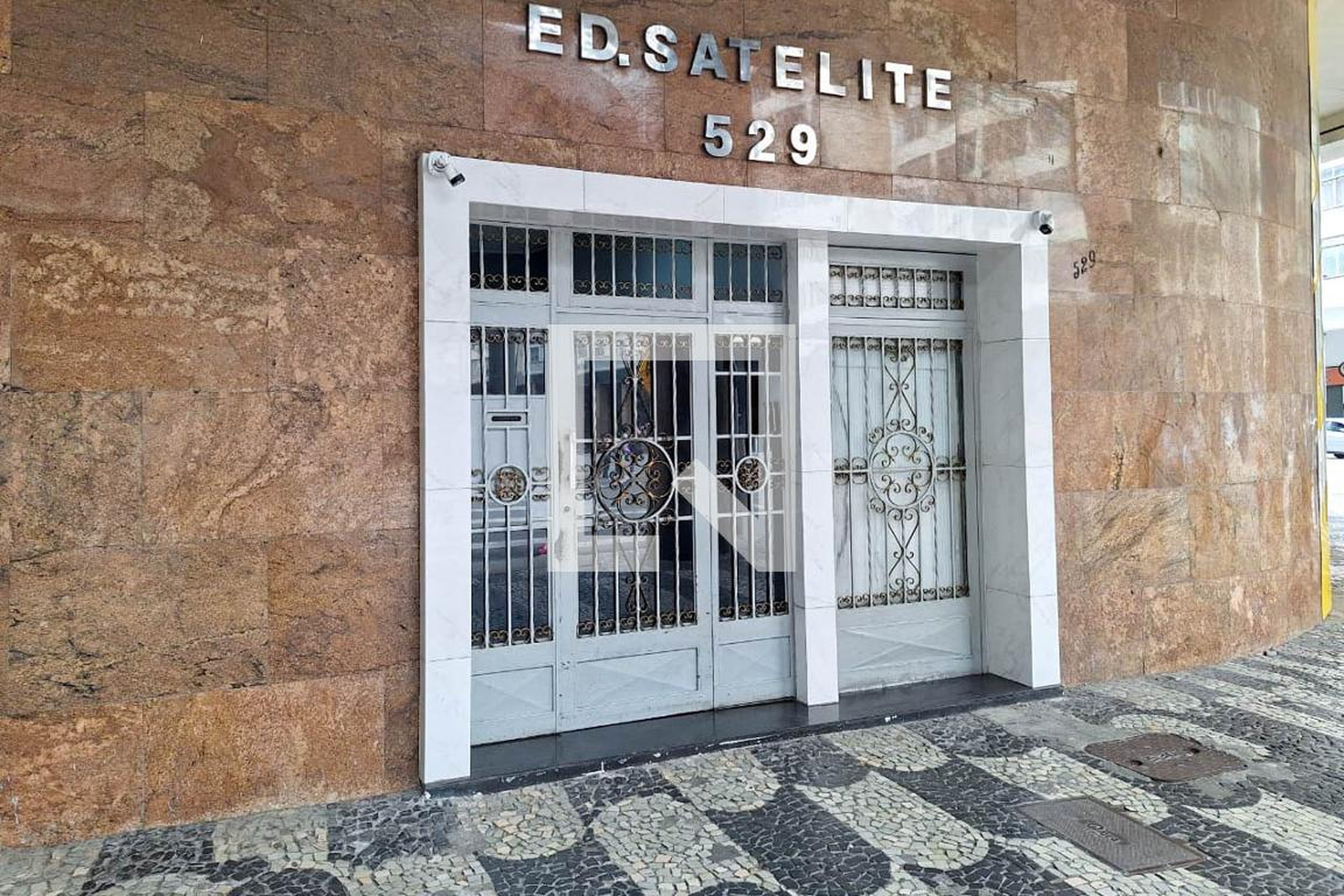 Fachada Edifício Satélite