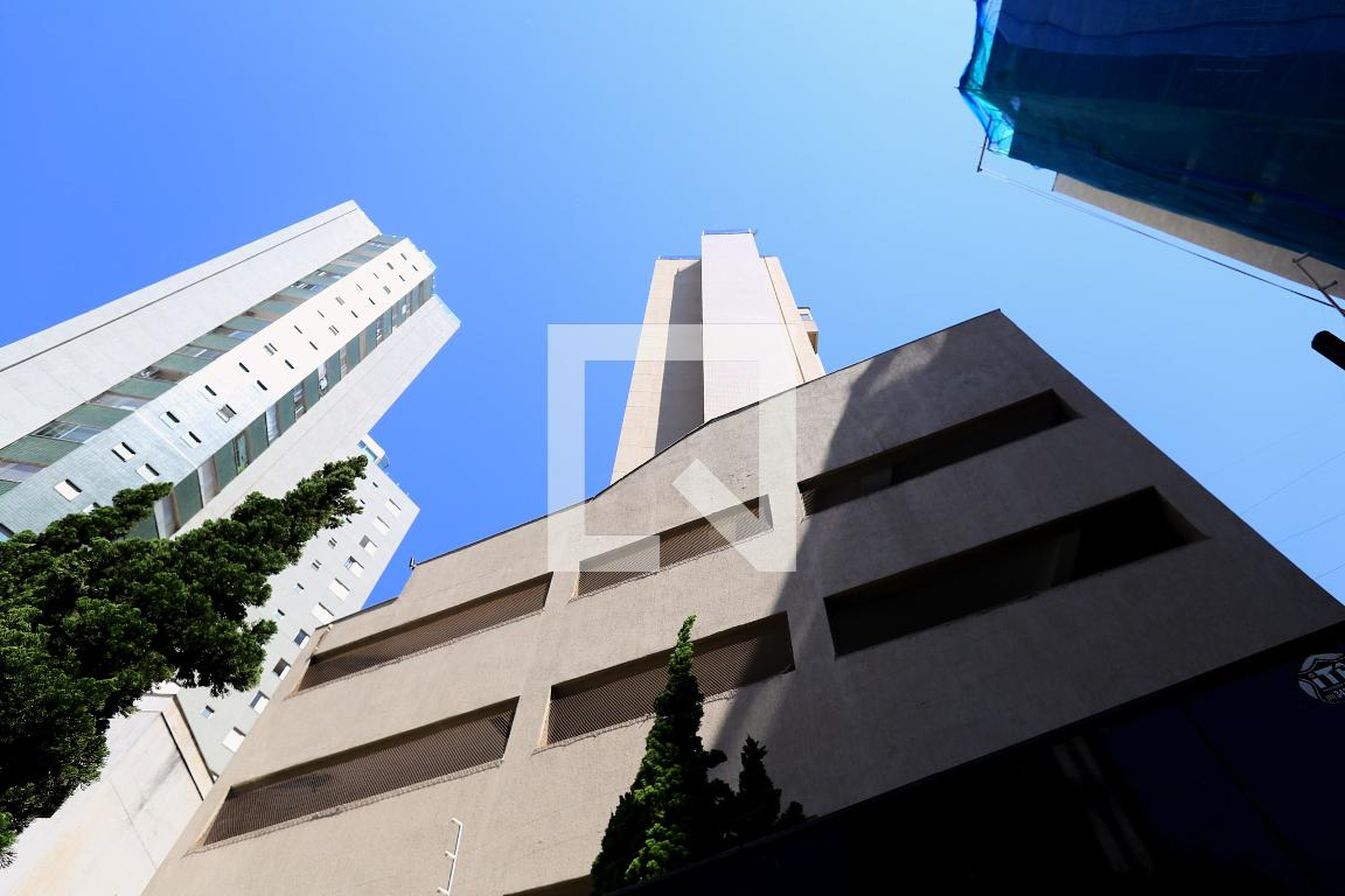 Fachada Condomínio em Praça Carlito Faria, 244