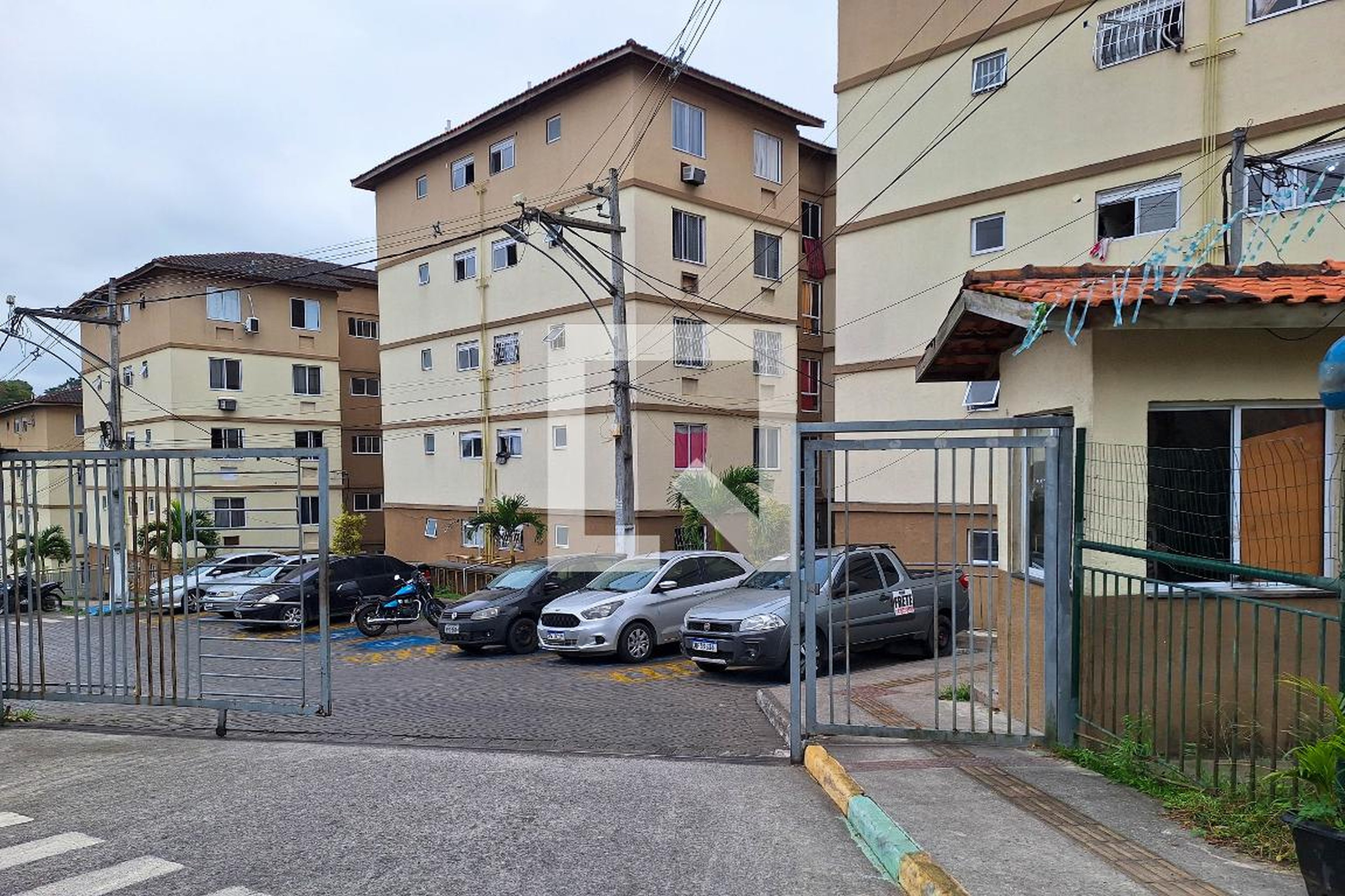 Fachada Condomínio em Rua Teixeira de Freitas, 753