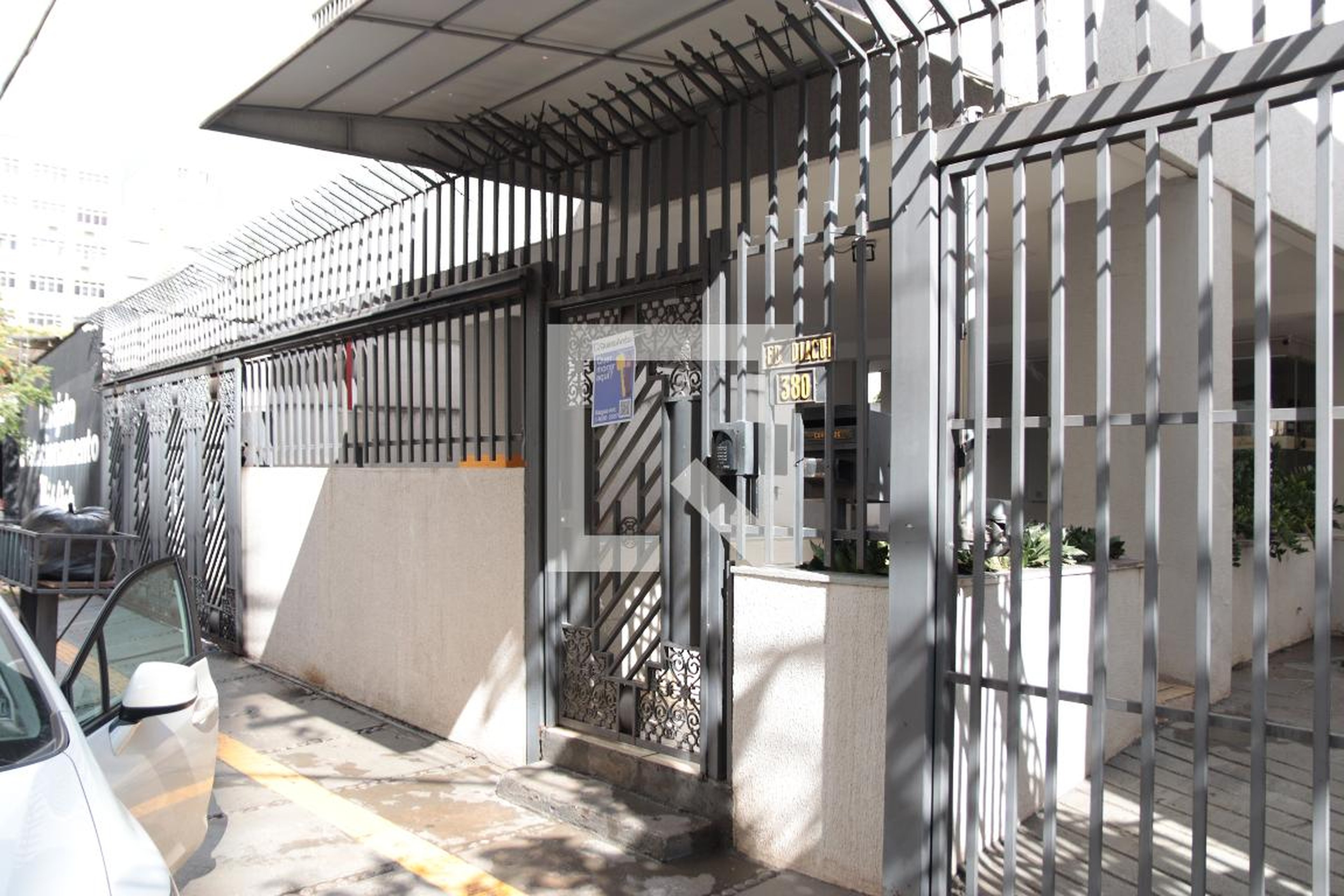 Fachada Condomínio em Avenida Boulevard Conde dos Arcos, 2