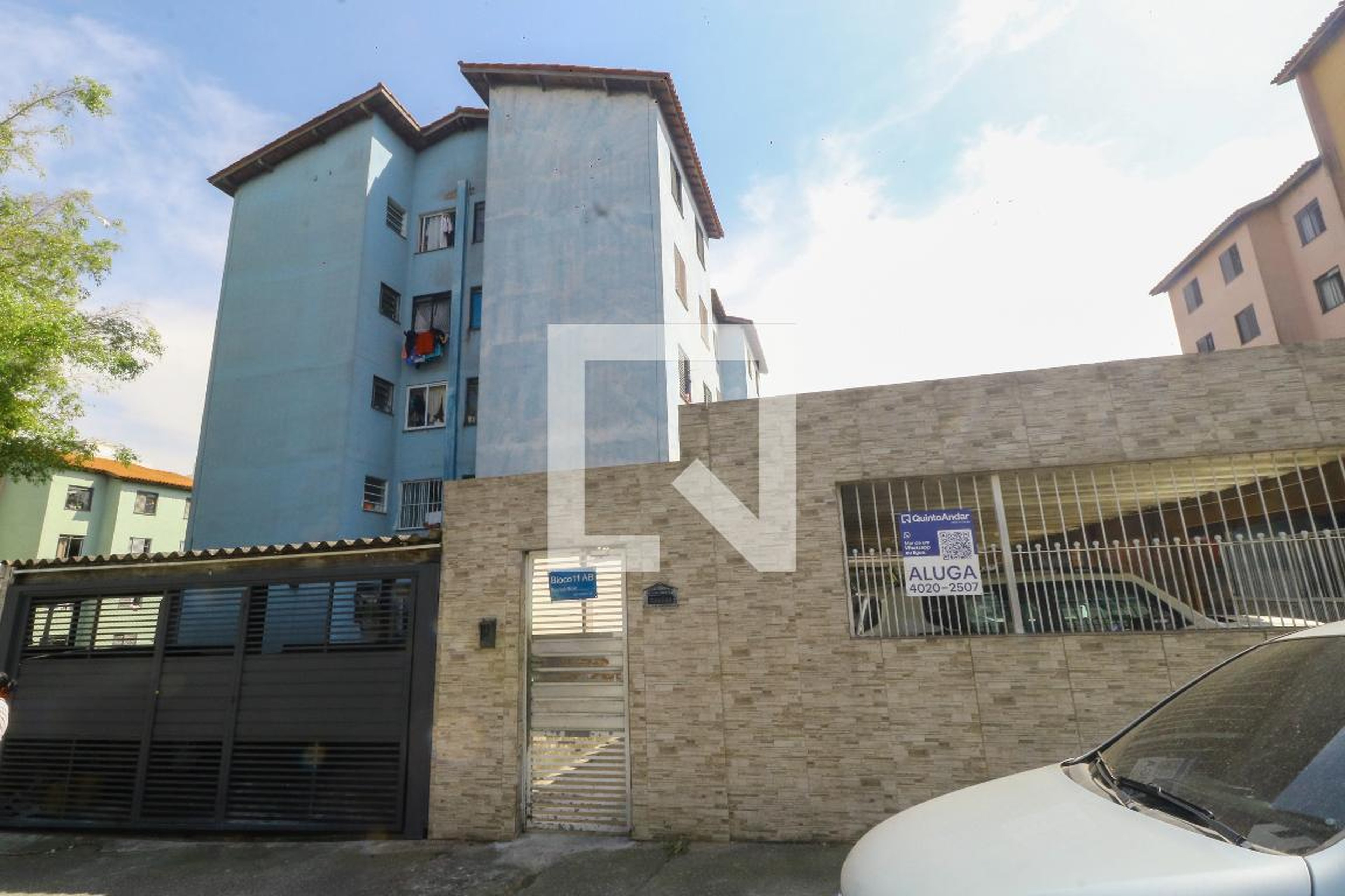 Fachada Condomínio em Rua Ipê Roxo, 11