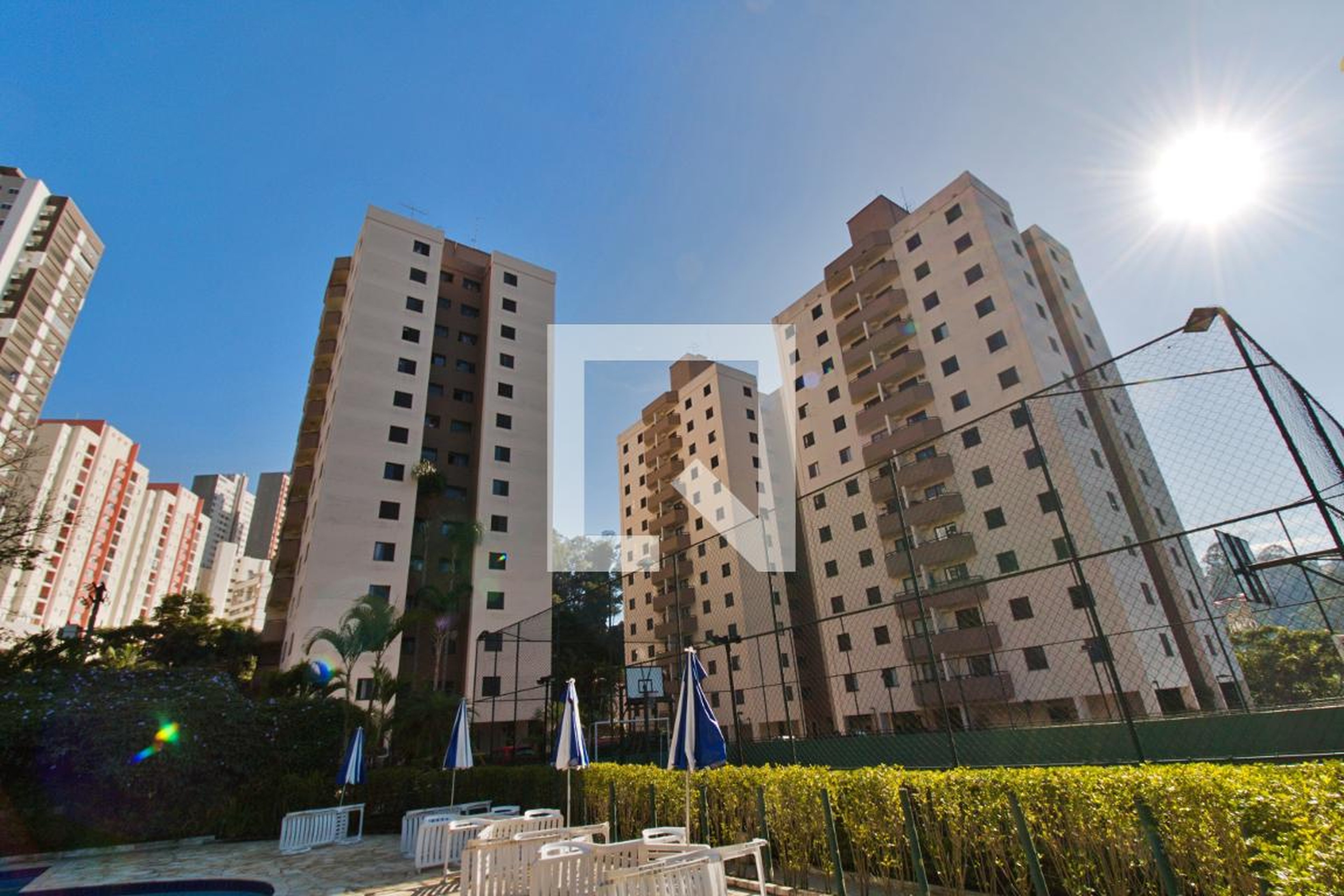 Fachada Condomínio Conjunto Residencial Jardim dos Colegios