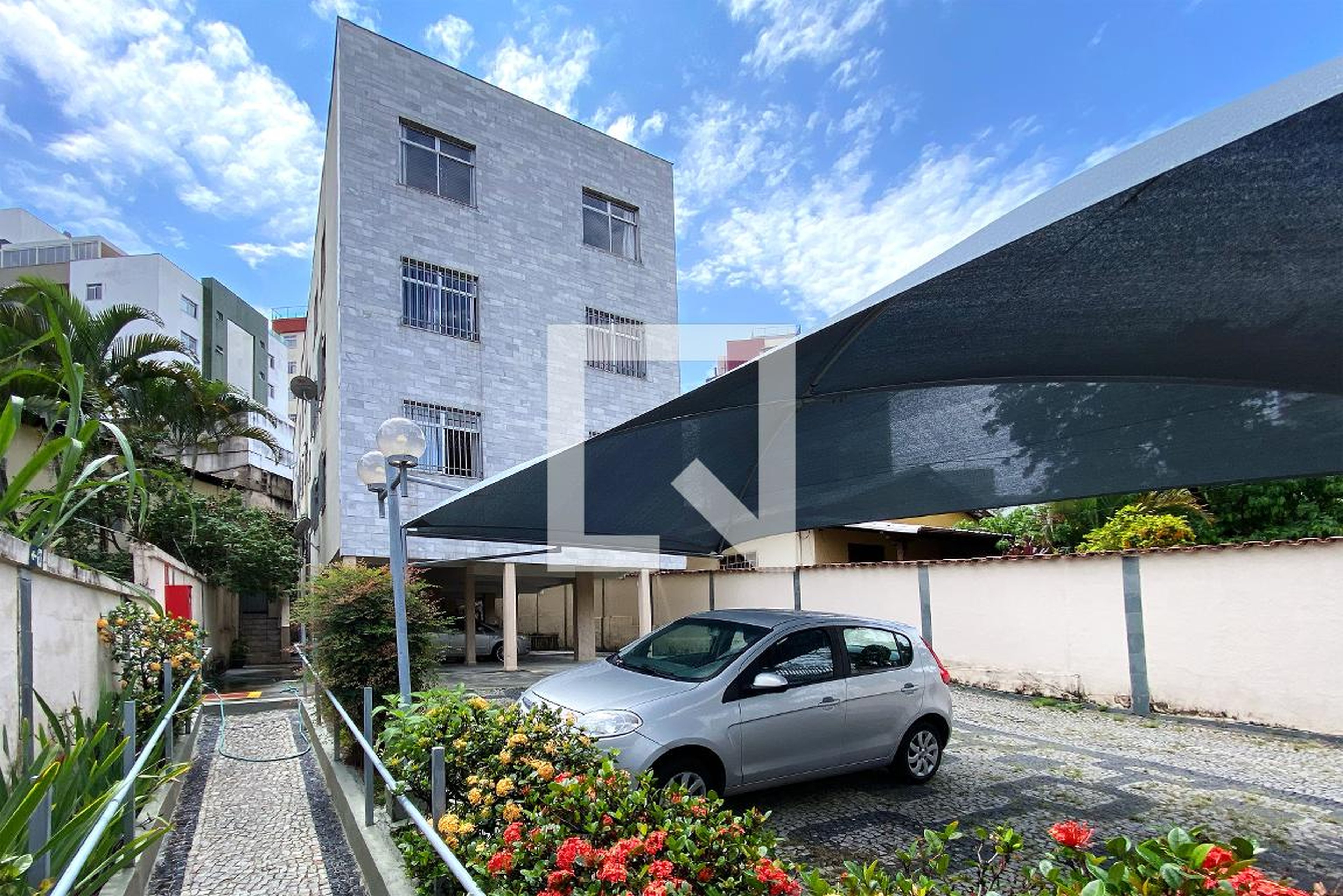 Fachada Condomínio em Rua Dom Aristídes Pôrto, 4