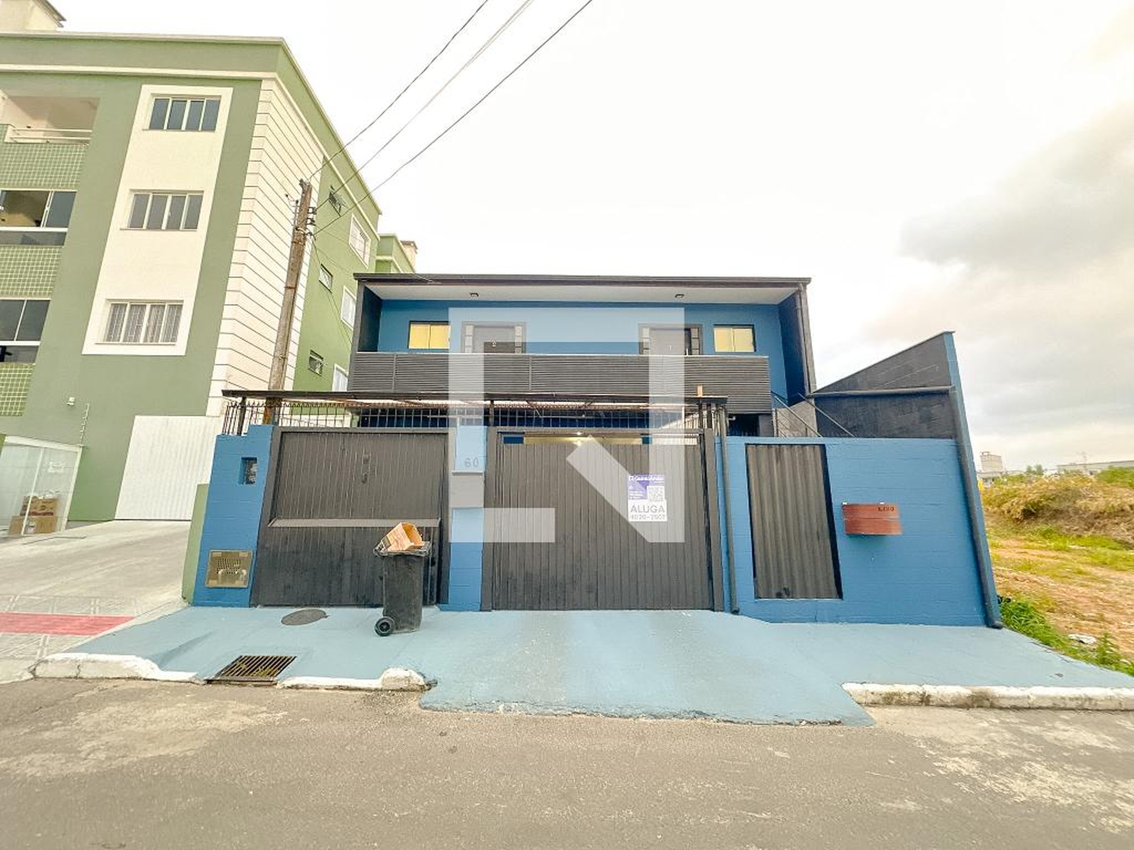 Fachada Condomínio em Rua Ulisses Siqueira Lima, 60